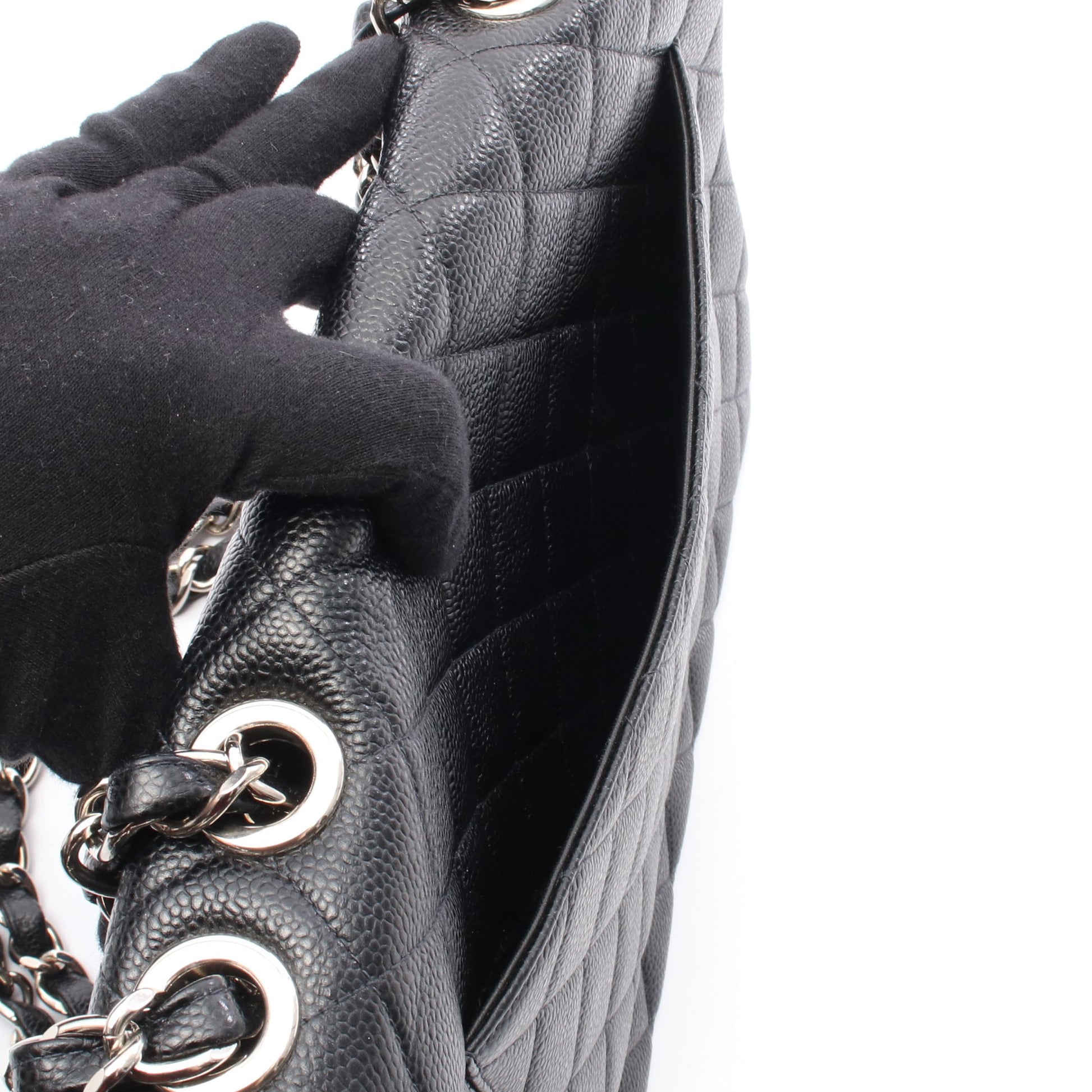 マトラッセ30 シングルフラップ Wチェーンショルダーバッグ キャビアスキン ブラック シルバー金具 シャネル バッグ CHANEL