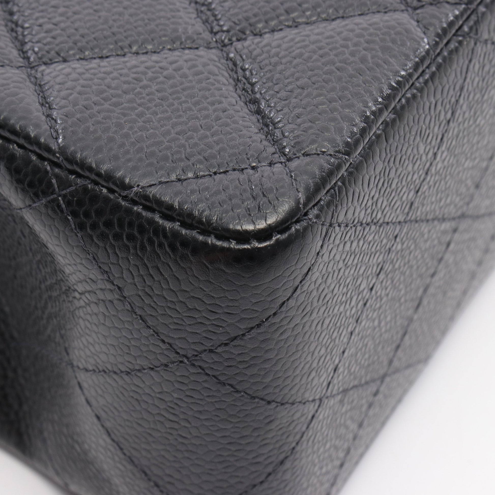マトラッセ30 シングルフラップ Wチェーンショルダーバッグ キャビアスキン ブラック シルバー金具 シャネル バッグ CHANEL