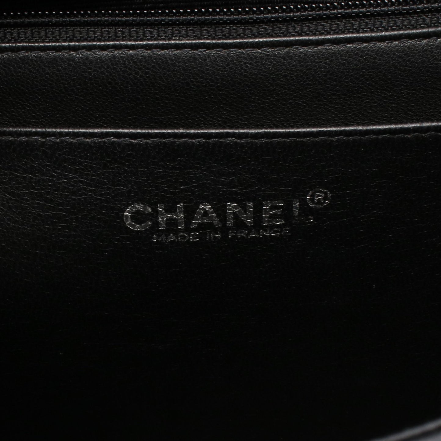 マトラッセ30 シングルフラップ Wチェーンショルダーバッグ キャビアスキン ブラック シルバー金具 シャネル バッグ CHANEL