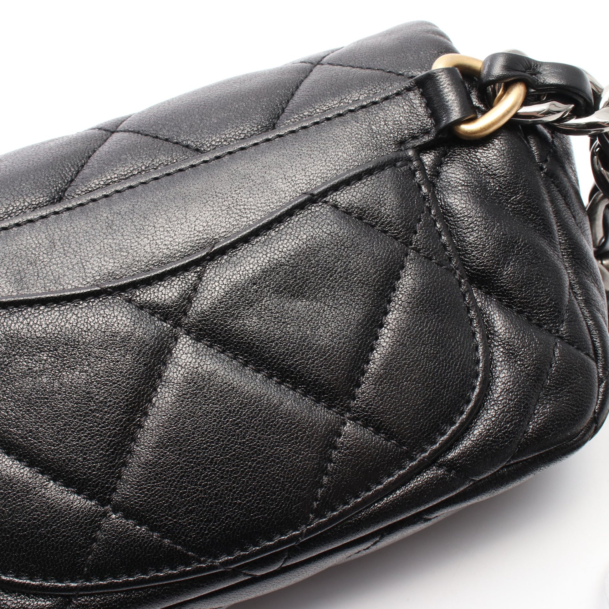 CHANEL19 ウエストバッグ レザー ブラック コンビ金具 シャネル バッグ CHANEL