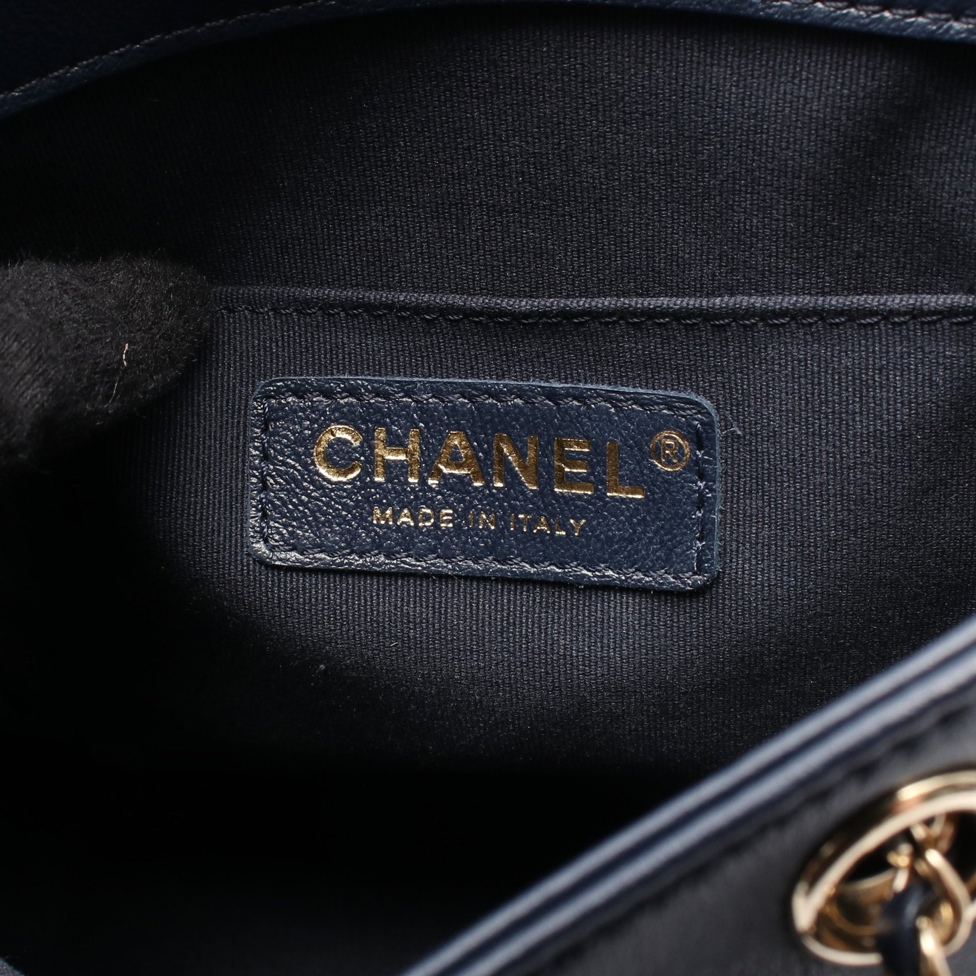 マトラッセ スモール バックパック リュックサック レザー ネイビー ゴールド金具 シャネル バッグ CHANEL