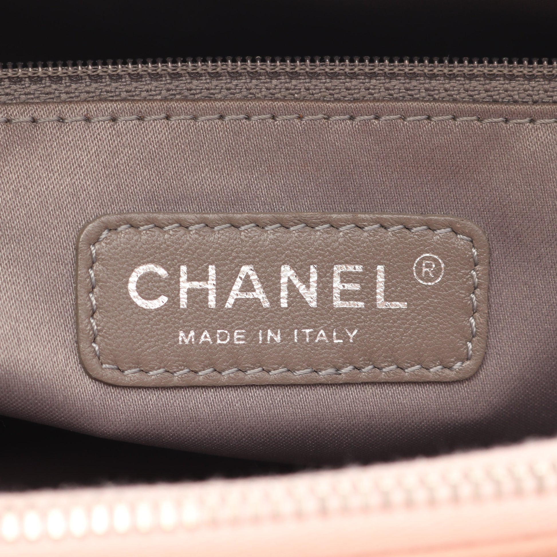マトラッセ グランドショッピング GST チェーンショルダーバッグ チェーントートバッグ キャビアスキン ライトピンク シルバー金具 シャネル バッグ CHANEL