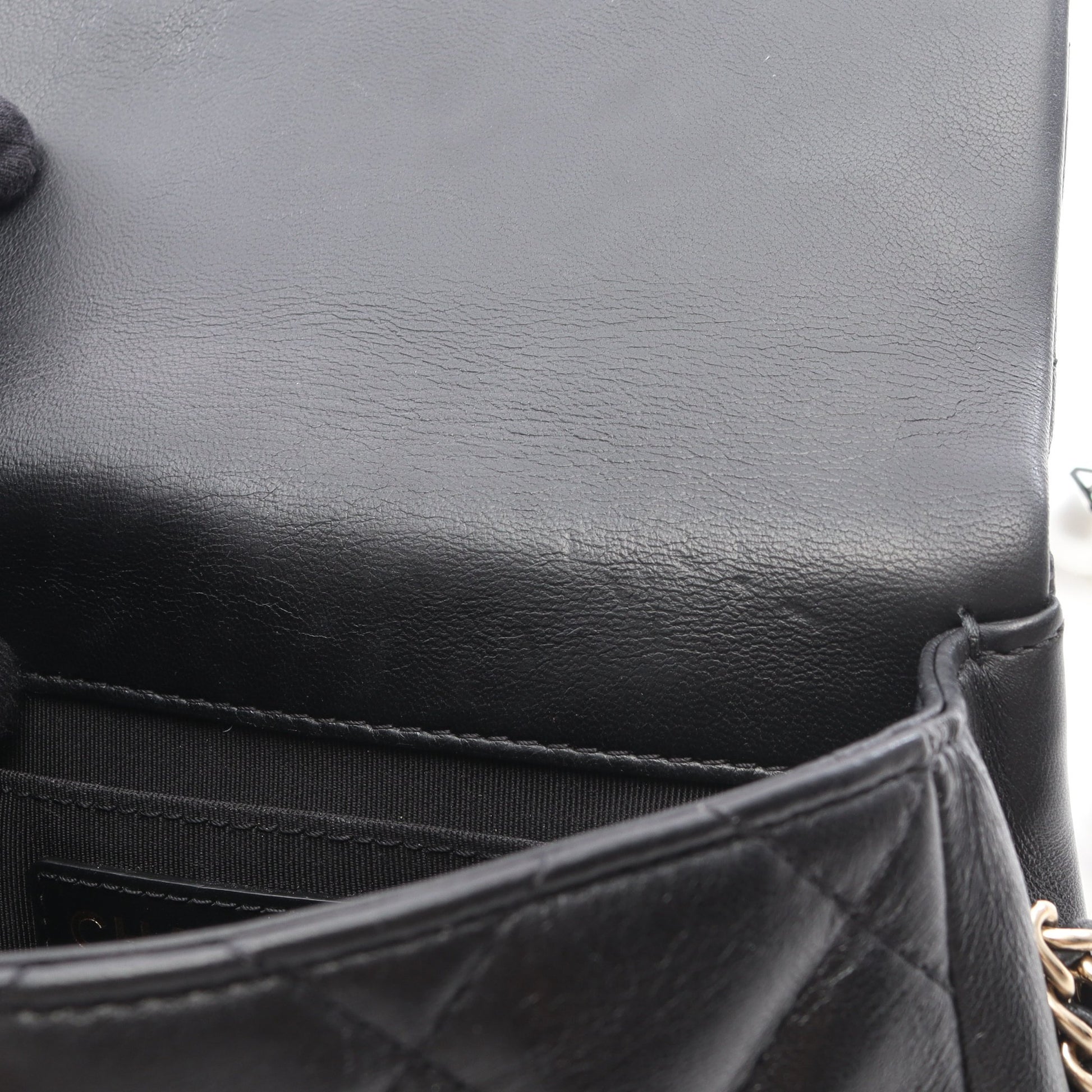 マトラッセ チェーンアラウンド パール チェーンショルダーバッグ ラムスキン ブラック ゴールド金具 シャネル バッグ CHANEL