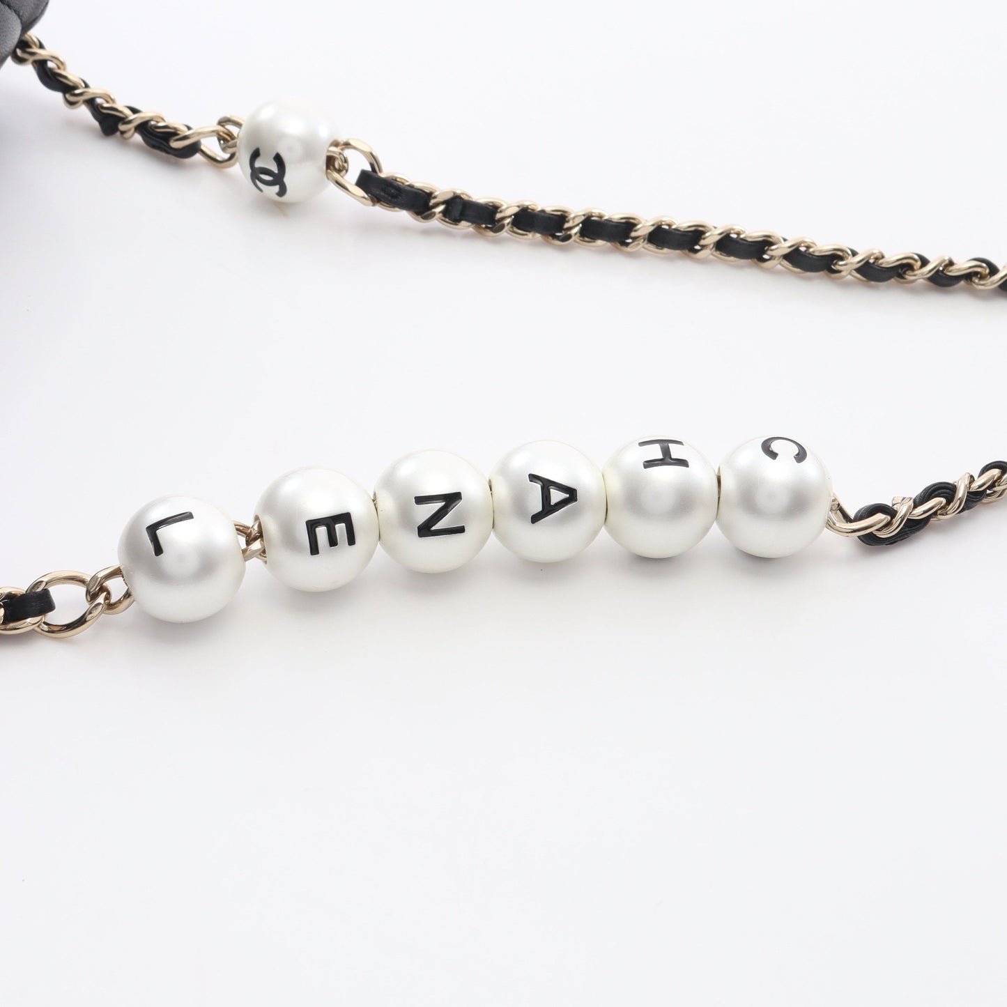 マトラッセ チェーンアラウンド パール チェーンショルダーバッグ ラムスキン ブラック ゴールド金具 シャネル バッグ CHANEL