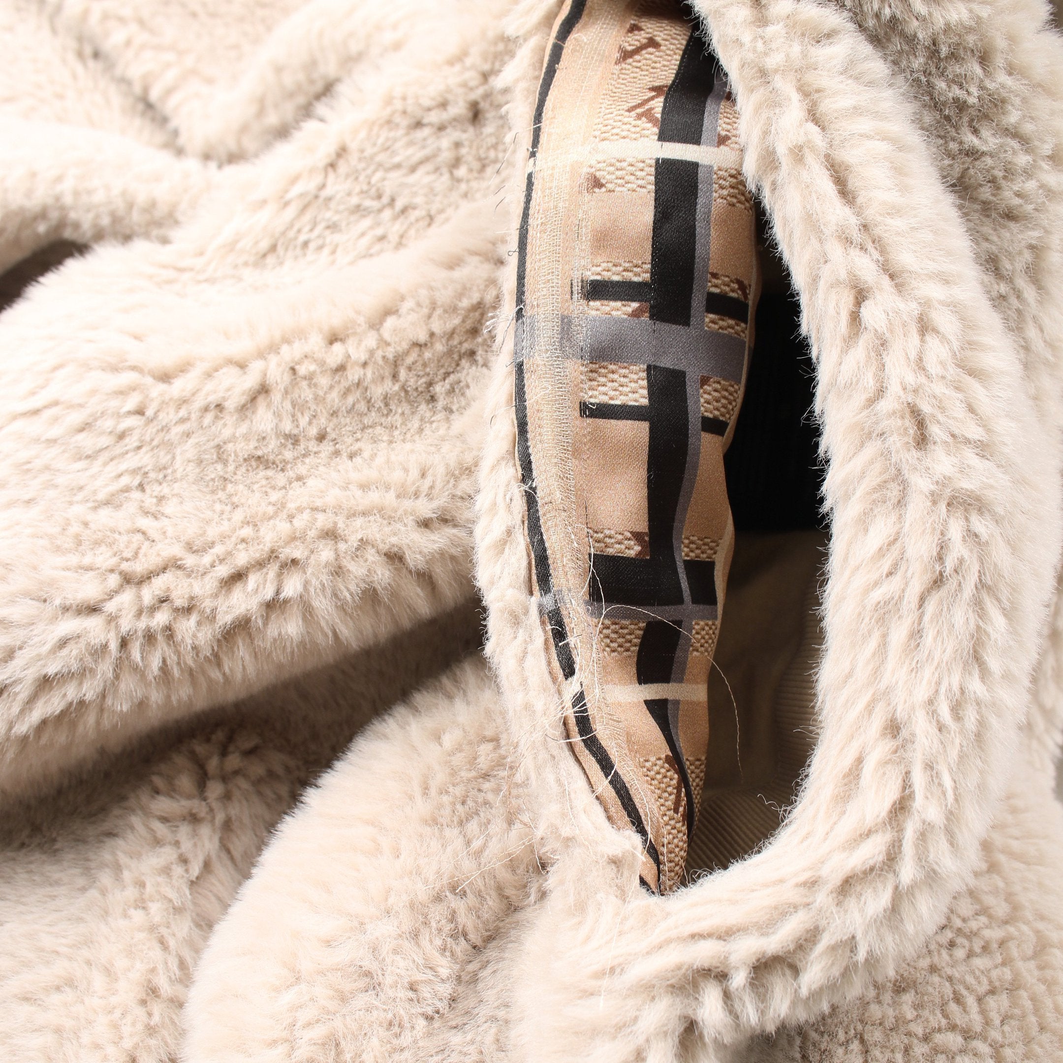 エコファー コート ベージュ ヘルノ – RECLO