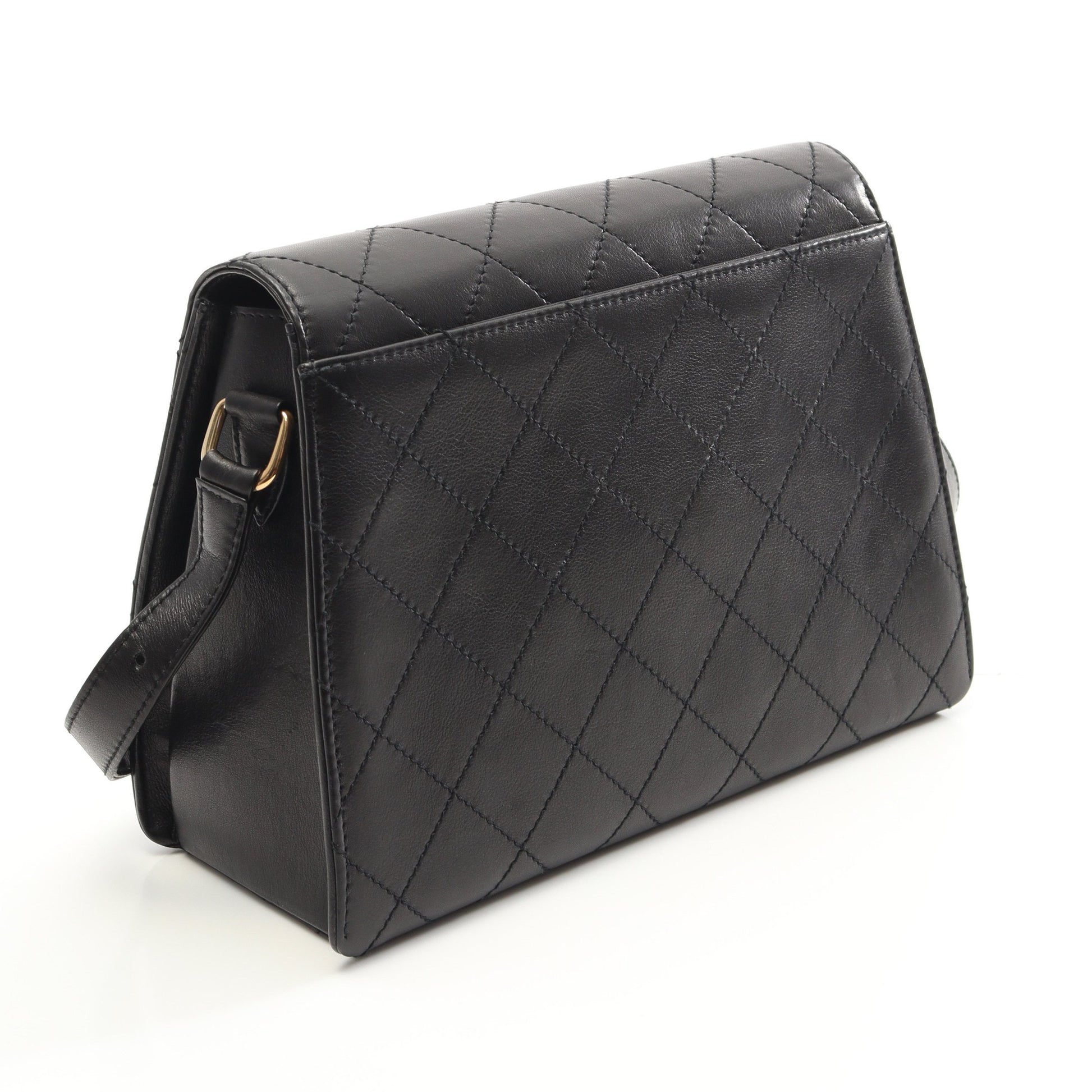 2.55 マトラッセ ショルダーバッグ ラムスキン ブラック ゴールド金具 シャネル バッグ CHANEL