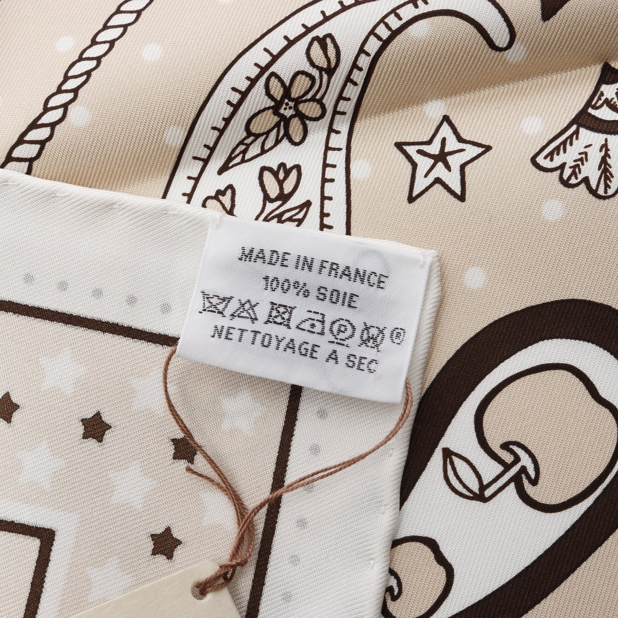 カレ55 Le Rodeo des Fruits スカーフ シルク ホワイト ベージュ