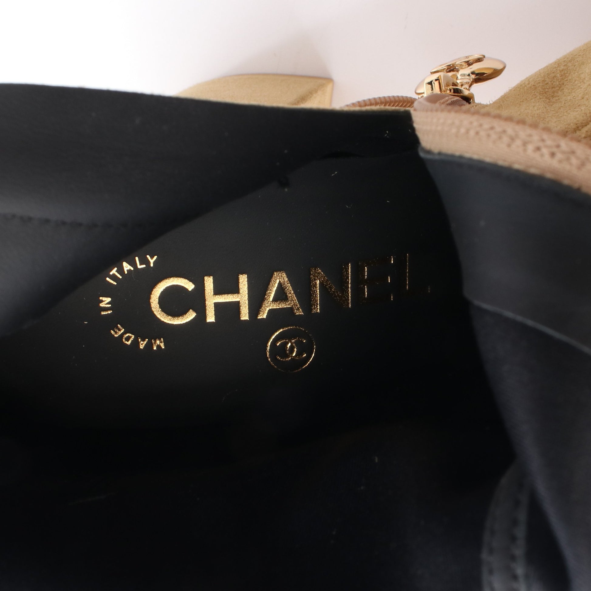 ブーツ スエード エナメルレザー カーキベージュ ブラック シャネル シューズ CHANEL