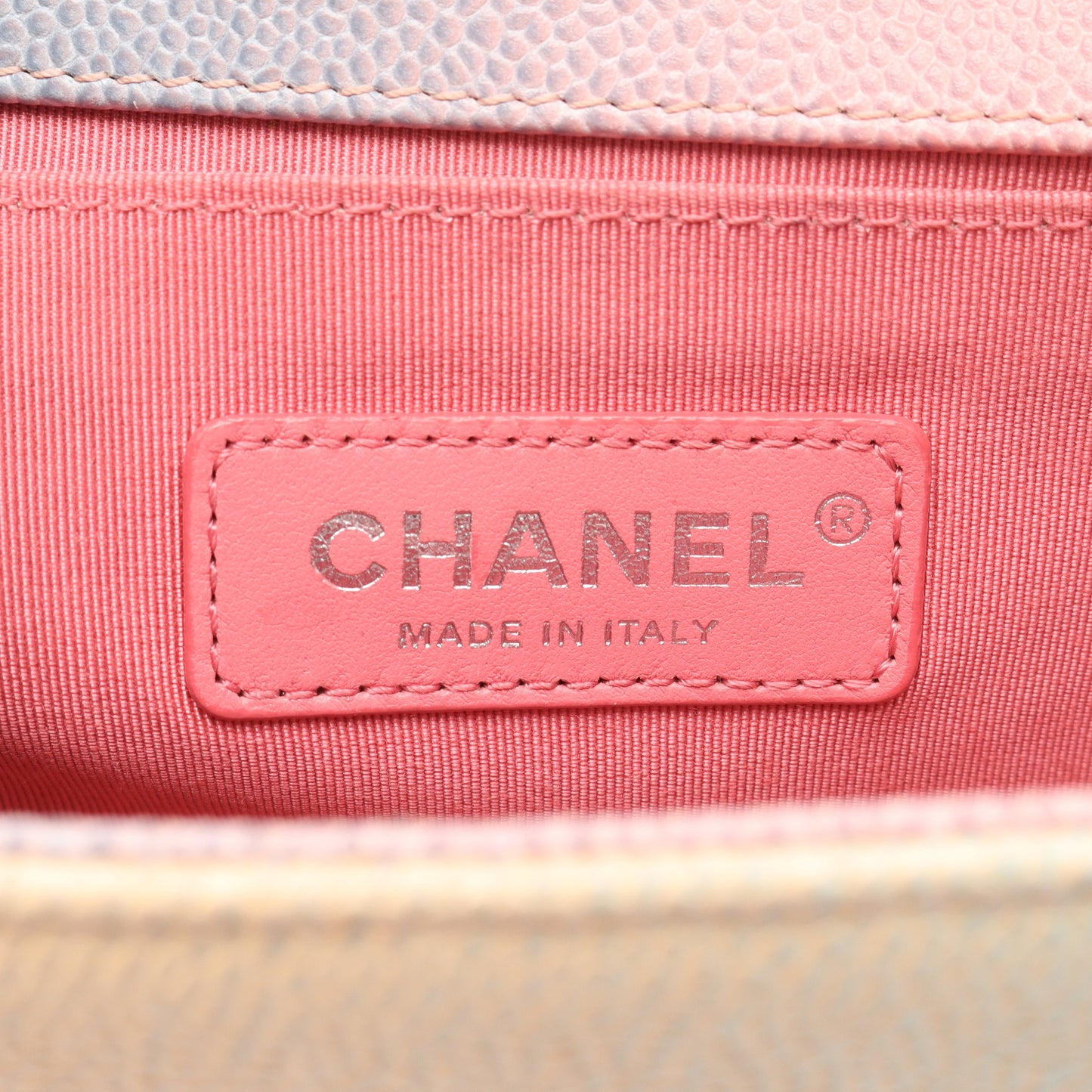 ボーイシャネル レインボー チェーンショルダーバッグ キャビアスキン ピンク ライトブルー シルバー金具 シャネル バッグ CHANEL