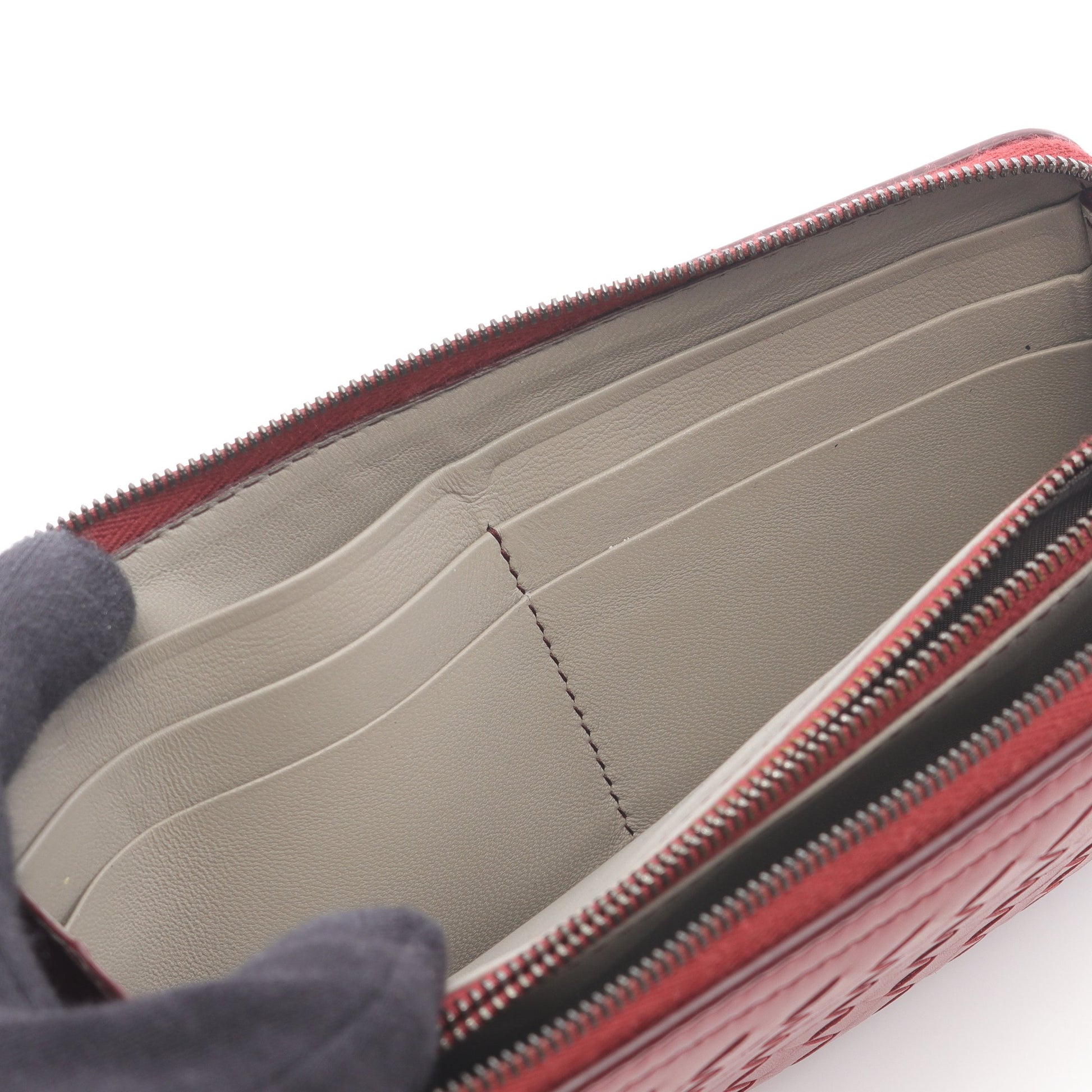 イントレチャート ラウンドファスナー長財布 レザー レッド ボッテガヴェネタ 財布・小物 BOTTEGA VENETA