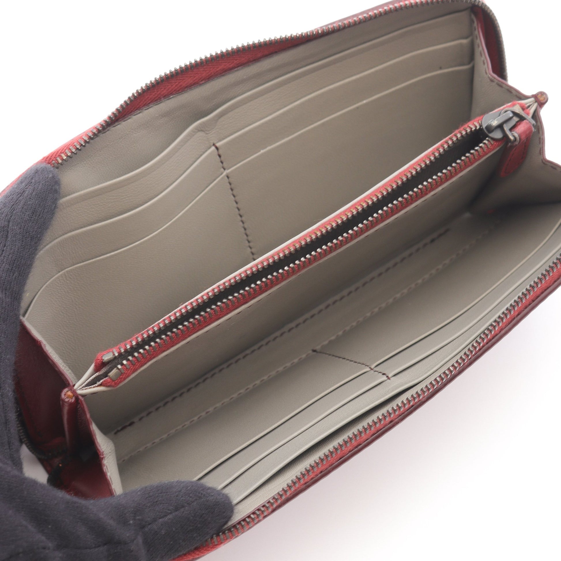 イントレチャート ラウンドファスナー長財布 レザー レッド ボッテガヴェネタ 財布・小物 BOTTEGA VENETA