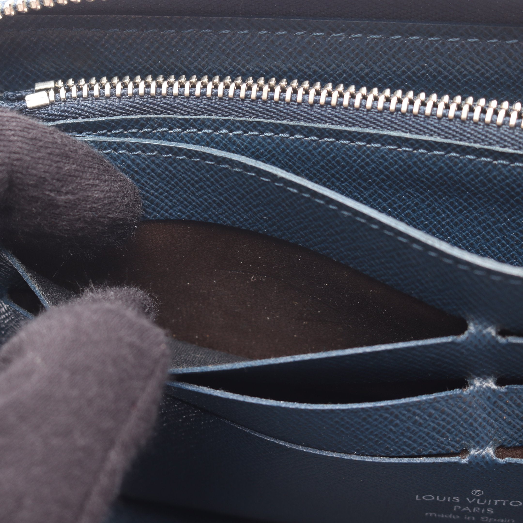 ジッピーオーガナイザー タイガ オセアン ラウンドファスナー長財布