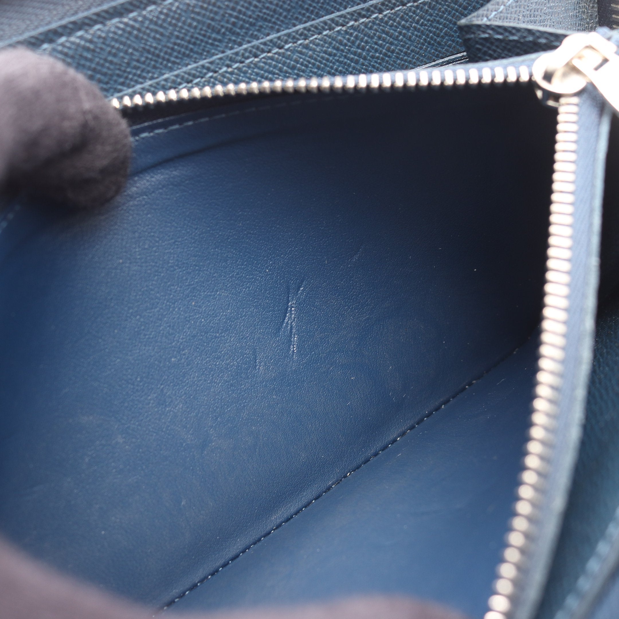 ジッピーオーガナイザー タイガ オセアン ラウンドファスナー長財布