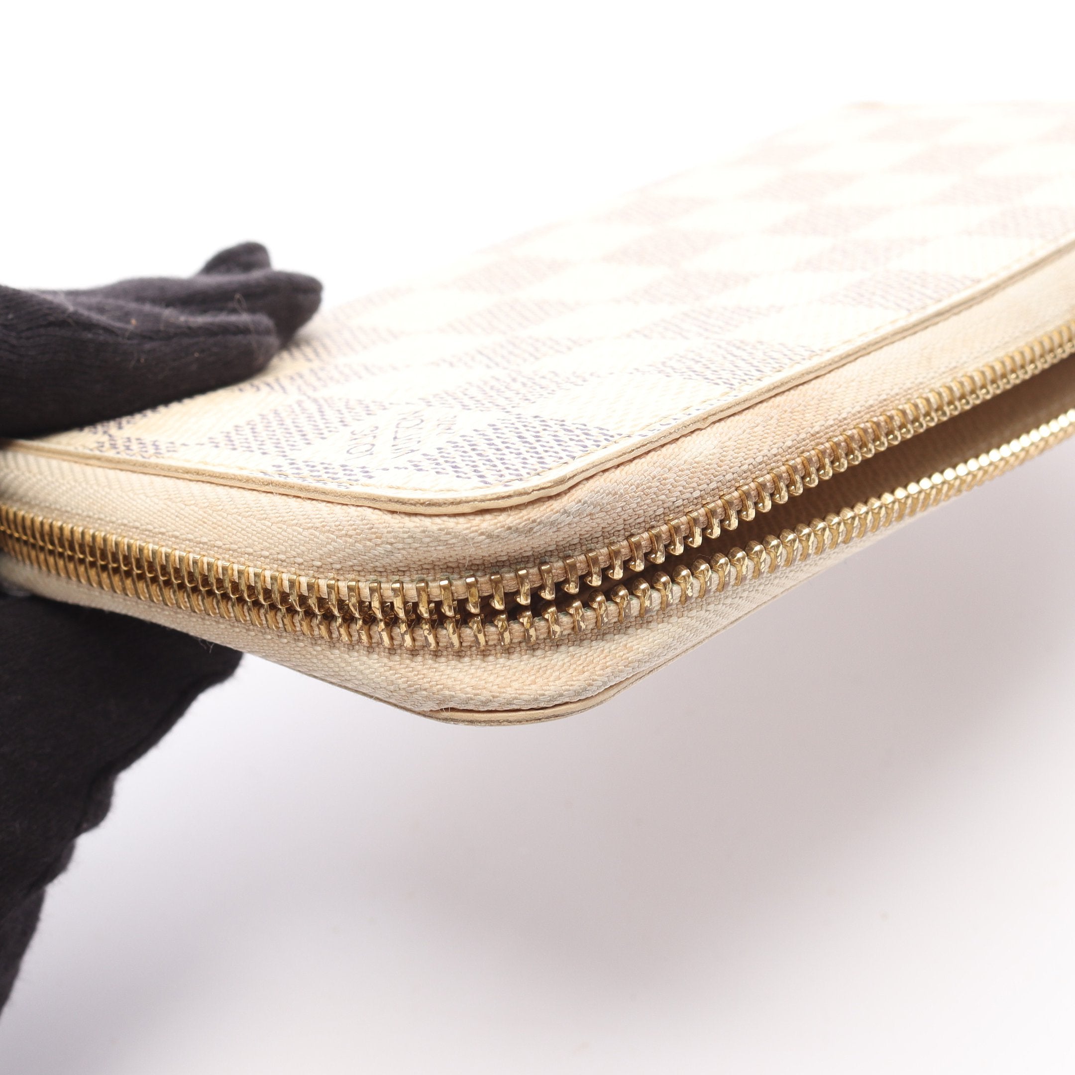 ルイヴィトン ジッピーウォレット ダミエ アズール ラウンド 長財布 ホワイト LOUIS VUITTON 【5me5744】ルイヴィトン 長財布 ダミエ