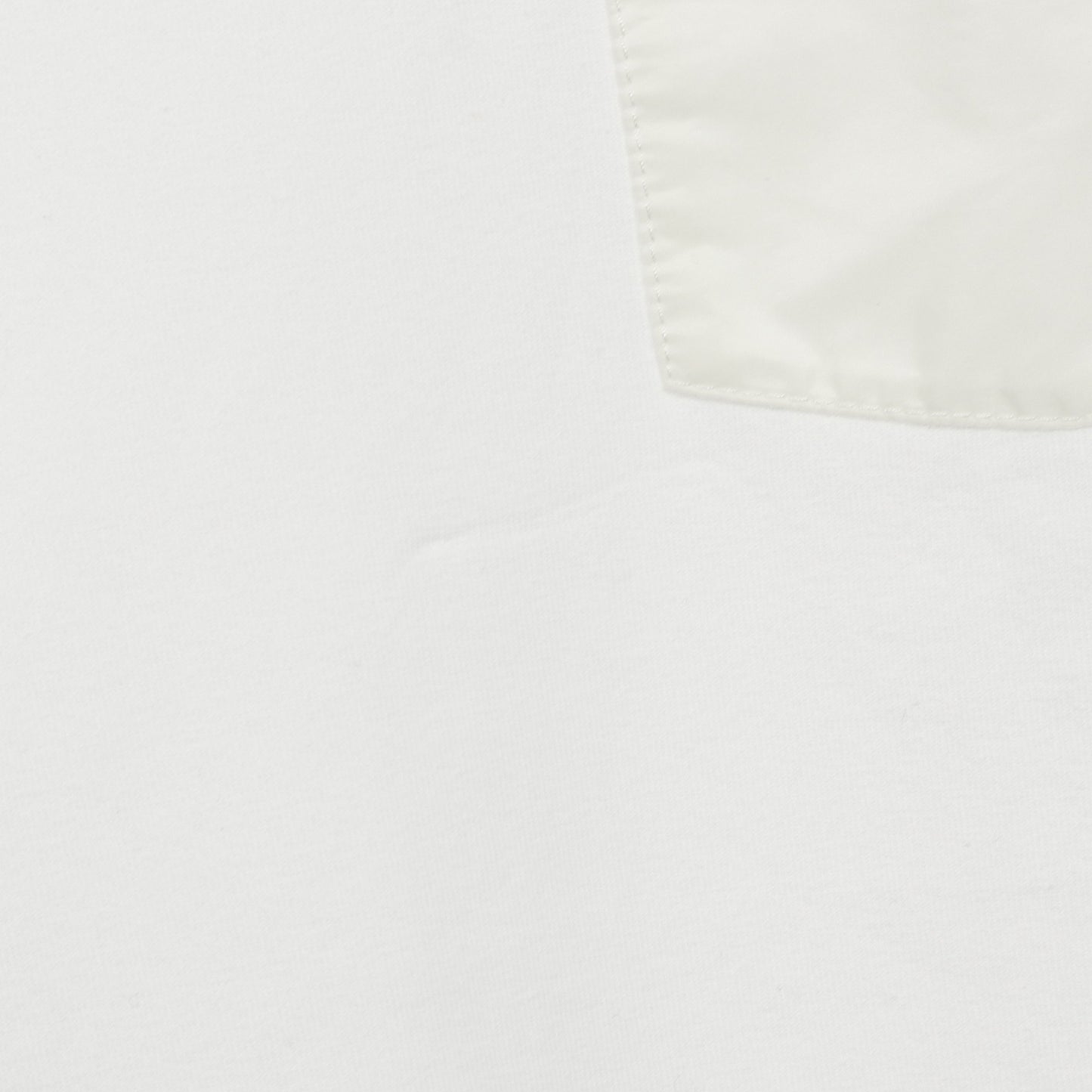 Tシャツ Vネック コットン ホワイト 切替 ロゴポケット プラダ トップス PRADA