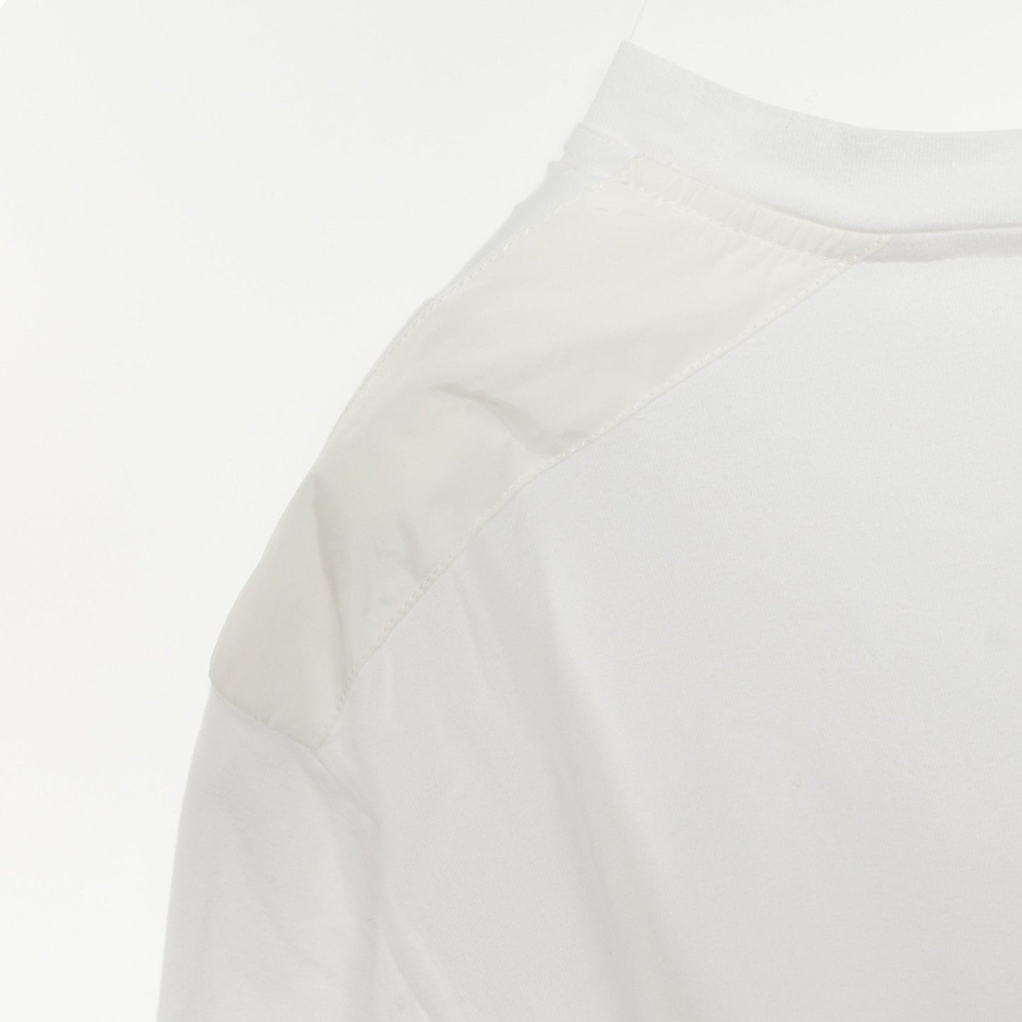 Tシャツ Vネック コットン ホワイト 切替 ロゴポケット プラダ トップス PRADA