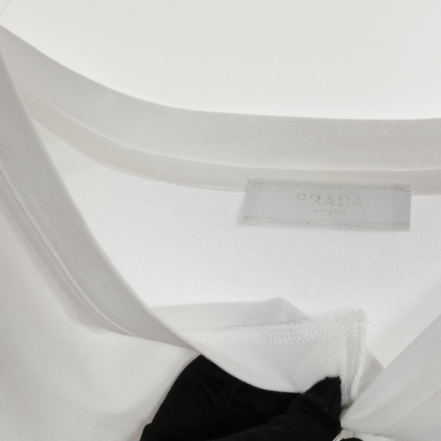 Tシャツ Vネック コットン ホワイト 切替 ロゴポケット プラダ トップス PRADA