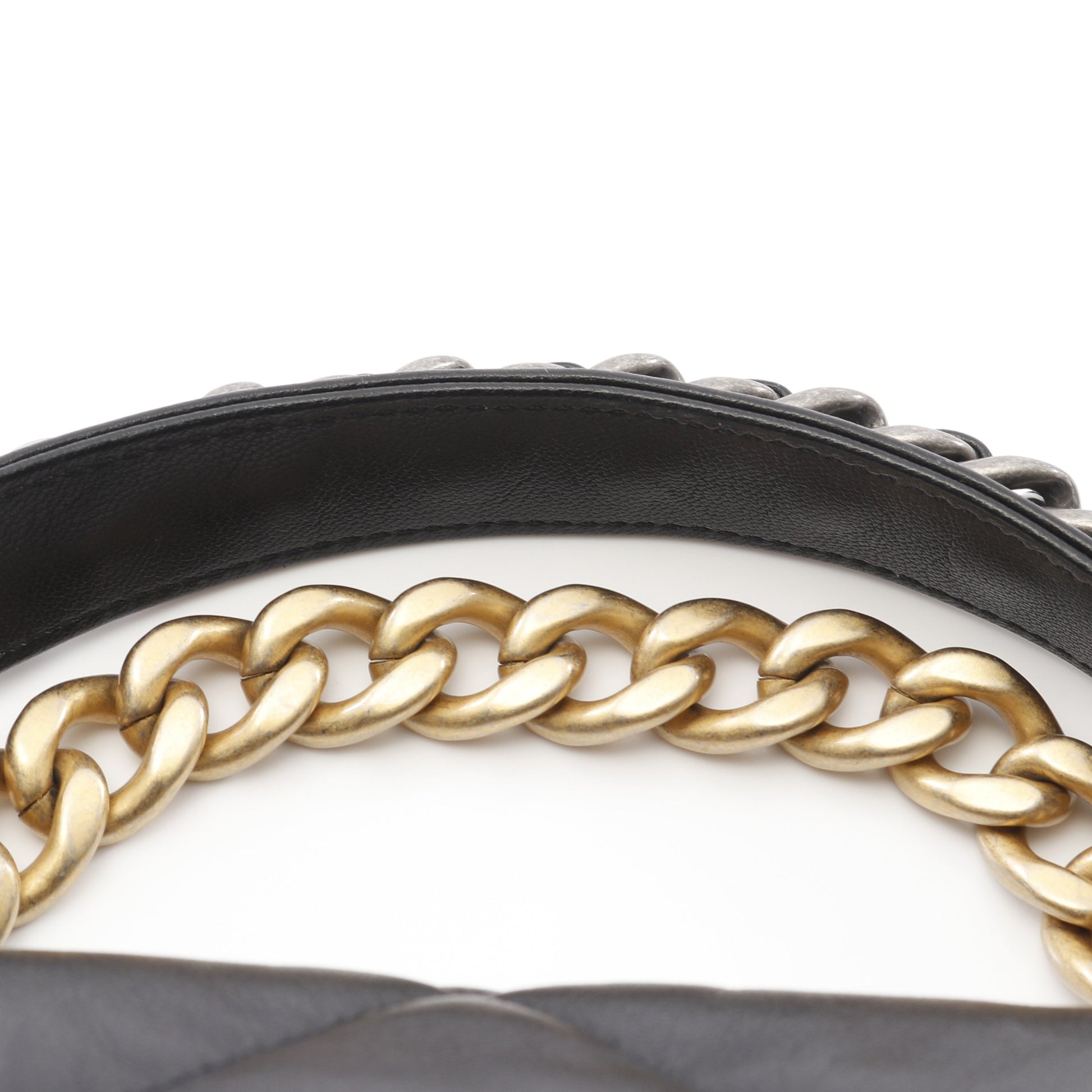 19 ディズヌフ マトラッセ チェーンショルダーバッグ ラムスキン ブラック コンビ金具 2WAY シャネル バッグ CHANEL