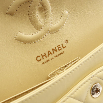 マトラッセ Wフラップ Wチェーンショルダーバッグ ラムスキン ライトイエロー ゴールド金具 シャネル バッグ CHANEL