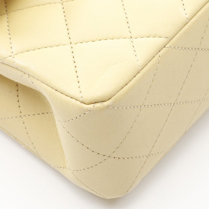 マトラッセ Wフラップ Wチェーンショルダーバッグ ラムスキン ライトイエロー ゴールド金具 シャネル バッグ CHANEL