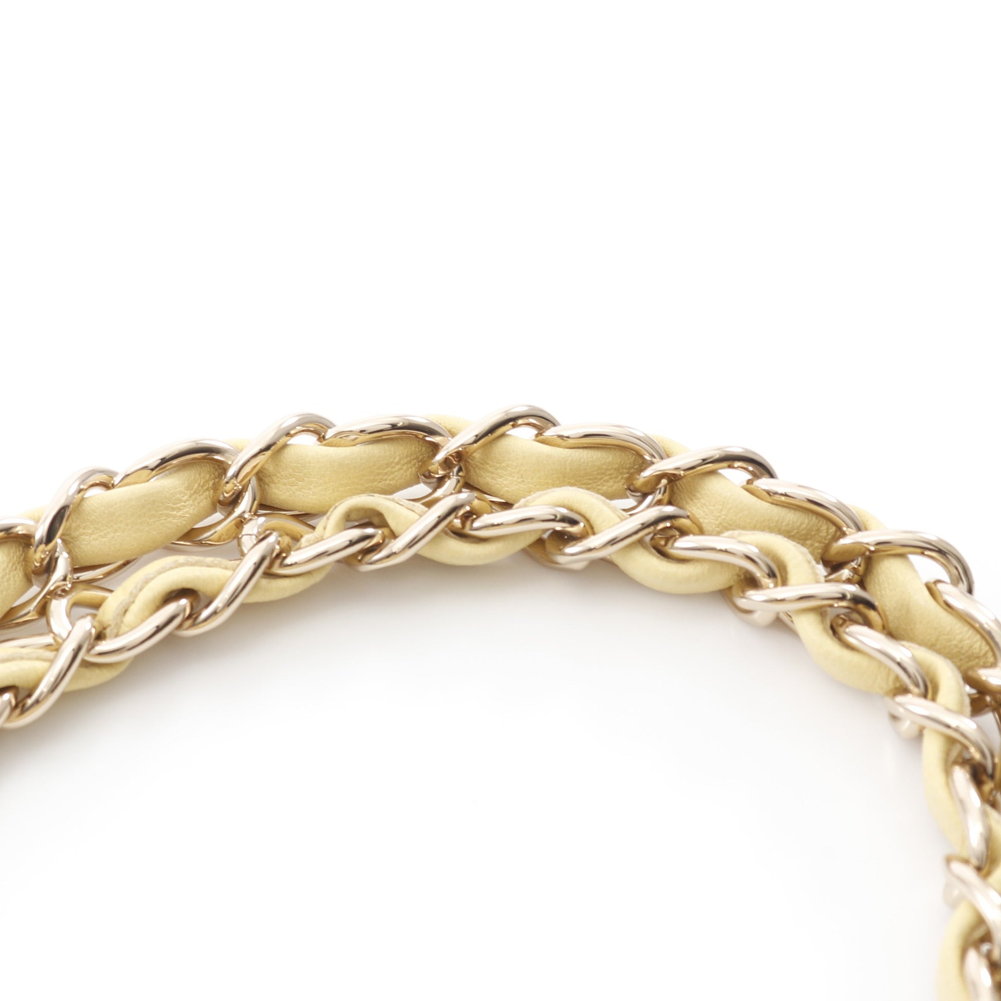 マトラッセ Wフラップ Wチェーンショルダーバッグ ラムスキン ライトイエロー ゴールド金具 シャネル バッグ CHANEL