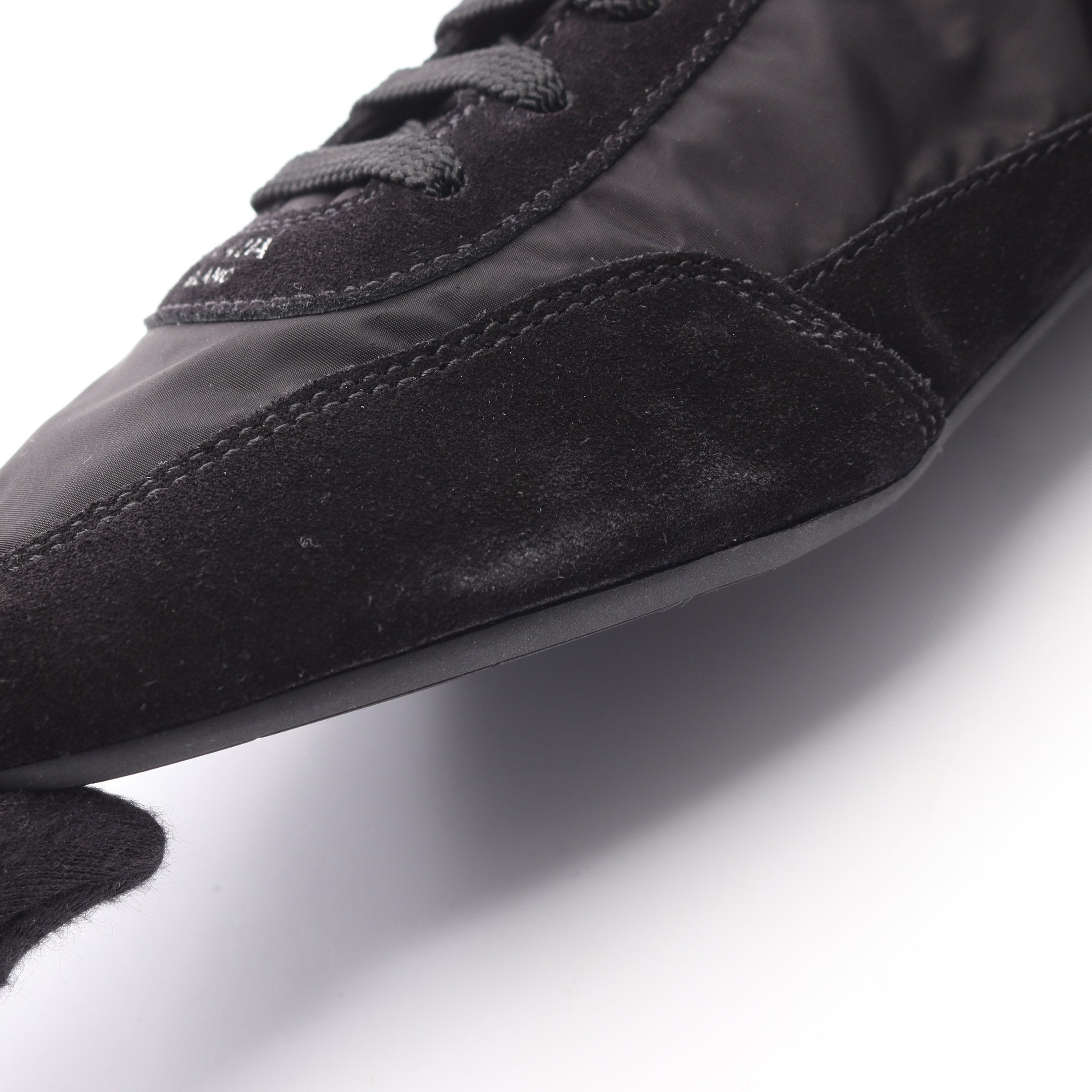 Re-Nylon コラプス スニーカー ナイロン スエード ブラック プラダ – RECLO