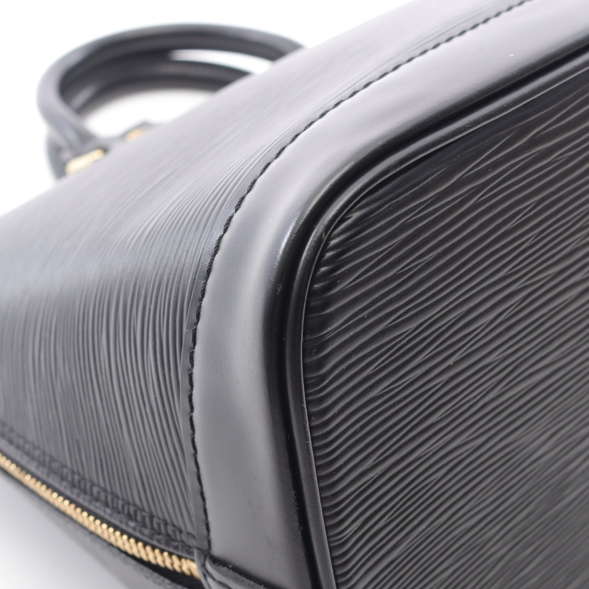 アルマ エピ ノワール ハンドバッグ レザー ブラック ルイヴィトン バッグ LOUIS VUITTON