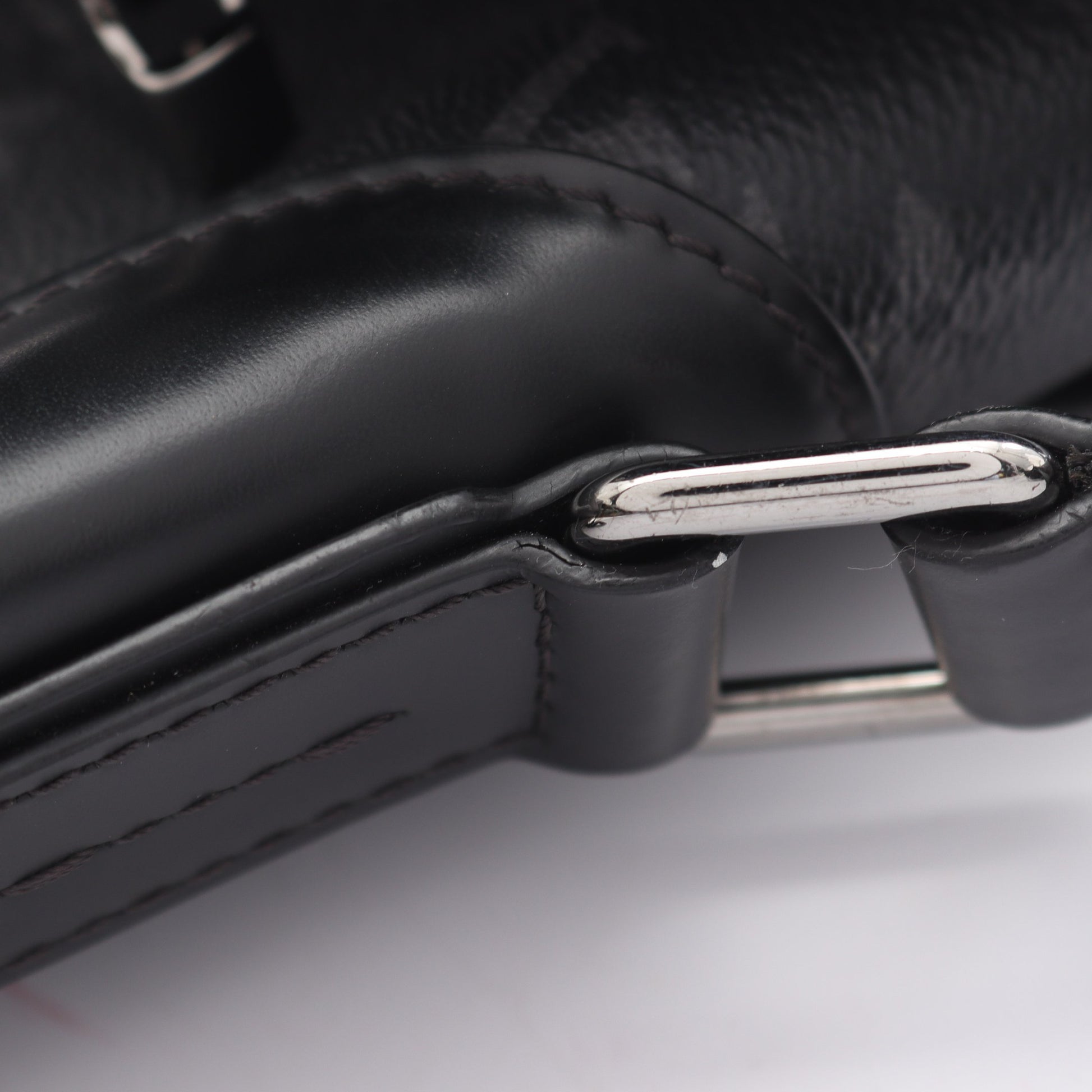 メッセンジャーヴォワヤージュPM モノグラムエクリプス ショルダーバッグ PVC レザー ブラック ルイヴィトン バッグ LOUIS VUITTON
