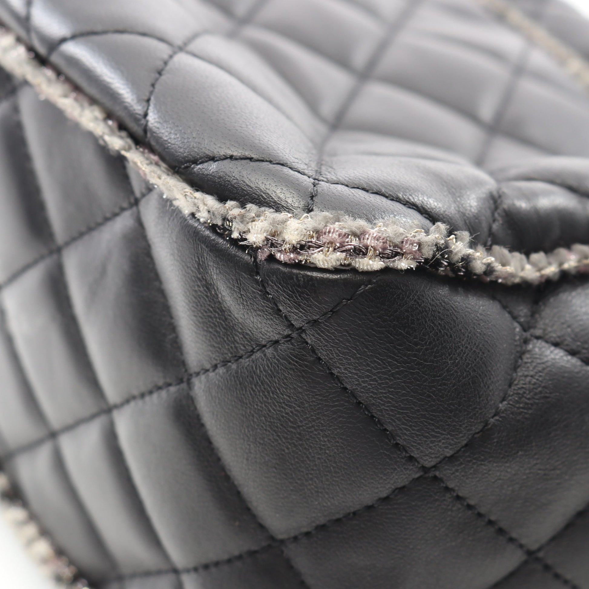 マトラッセ チェーンショルダーバッグ ラムスキン ブラック ゴールド金具 シャネル バッグ CHANEL