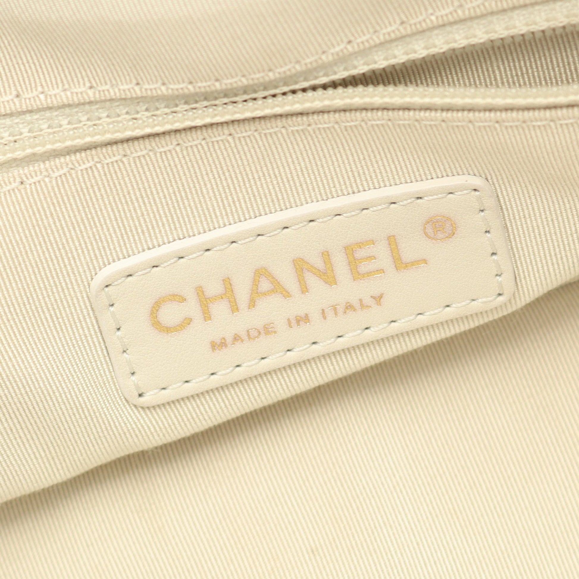 マトラッセ チェーンショルダーバッグ ラムスキン ブラック ゴールド金具 シャネル バッグ CHANEL