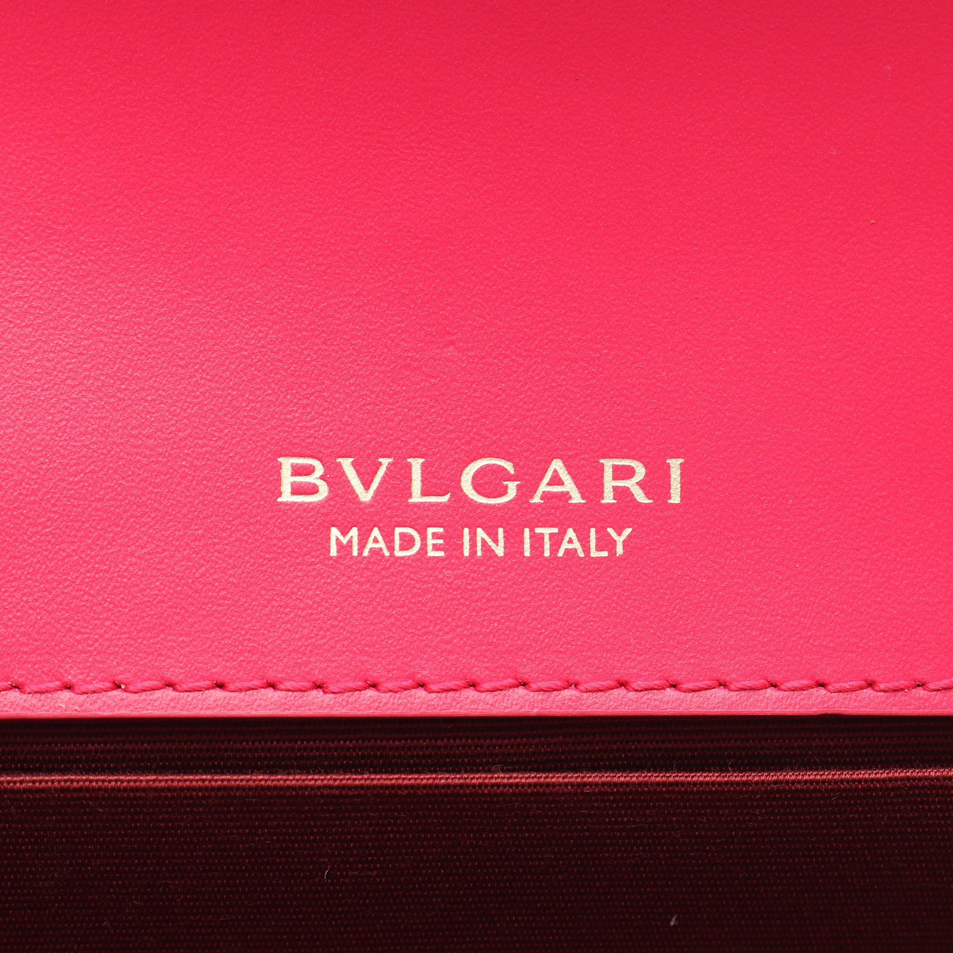 セルペンティ フォーエバー ショルダーバッグ レザー ピンクレッド ブルガリ バッグ BVLGARI