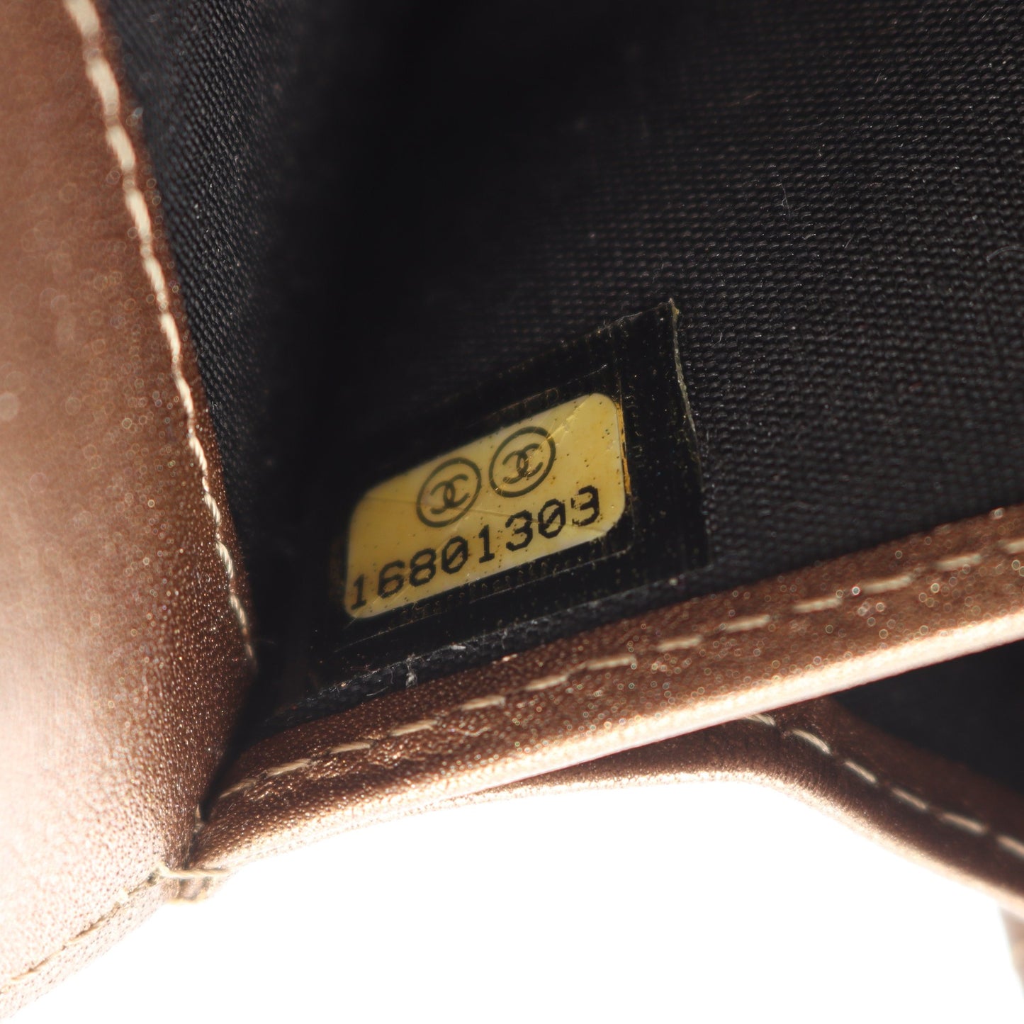 ココマーク 二つ折り長財布 キャビアスキン ゴールド シルバー金具 シャネル 財布・小物 CHANEL