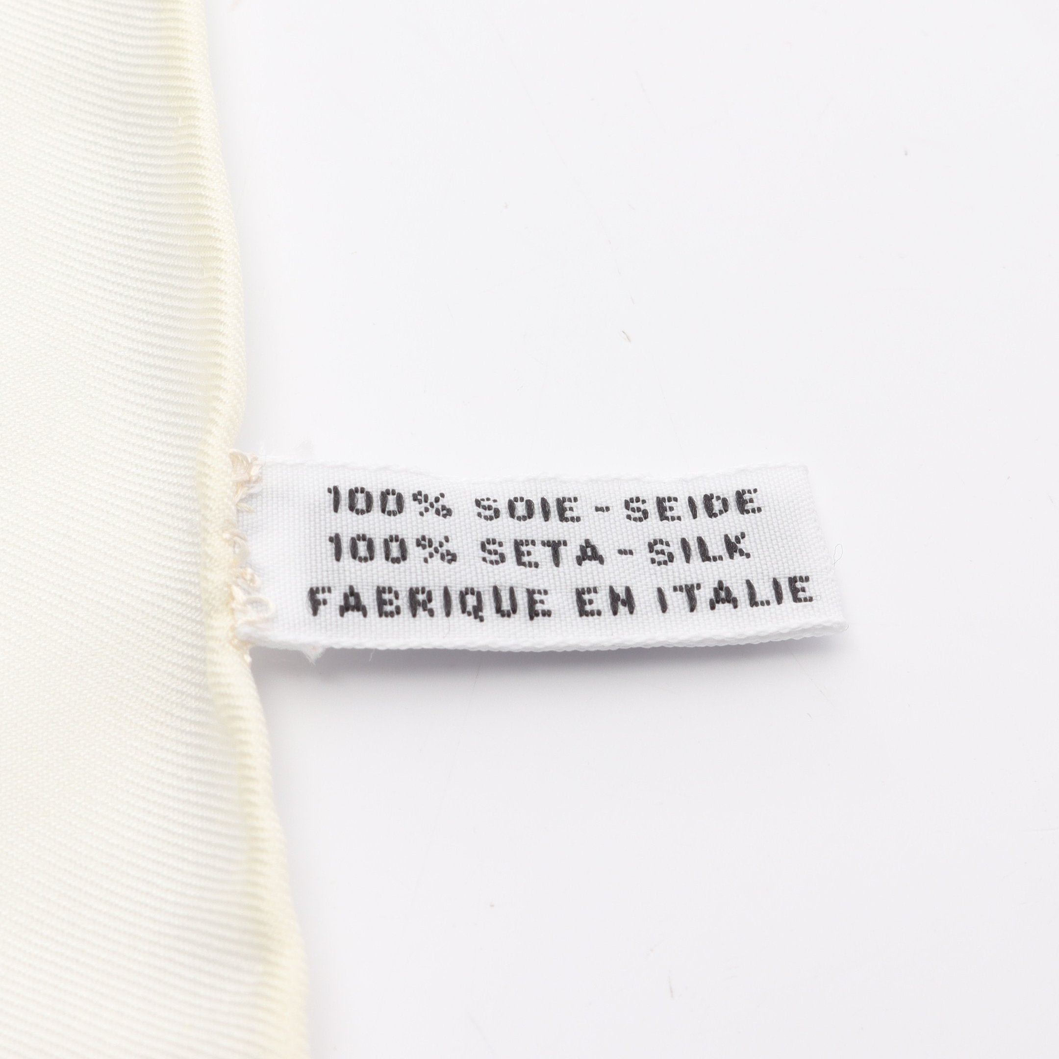 シャネル シルクスカーフ 　アイボリー CHANEL シルクスカーフ アイボリー マルチカラー 【公式通販】