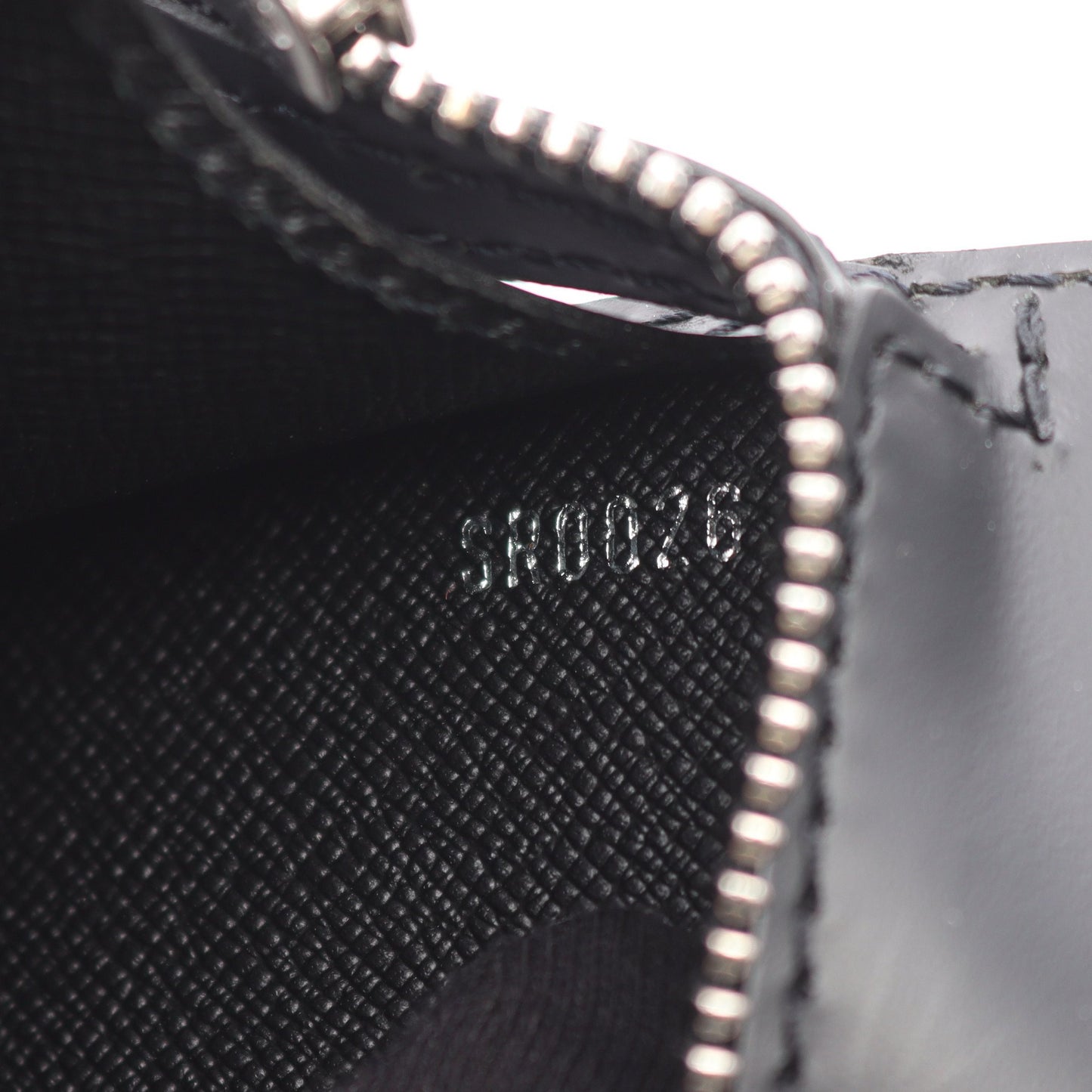 ポシェット オム エピ ノワール クラッチバッグ レザー ブラック ルイヴィトン バッグ LOUIS VUITTON