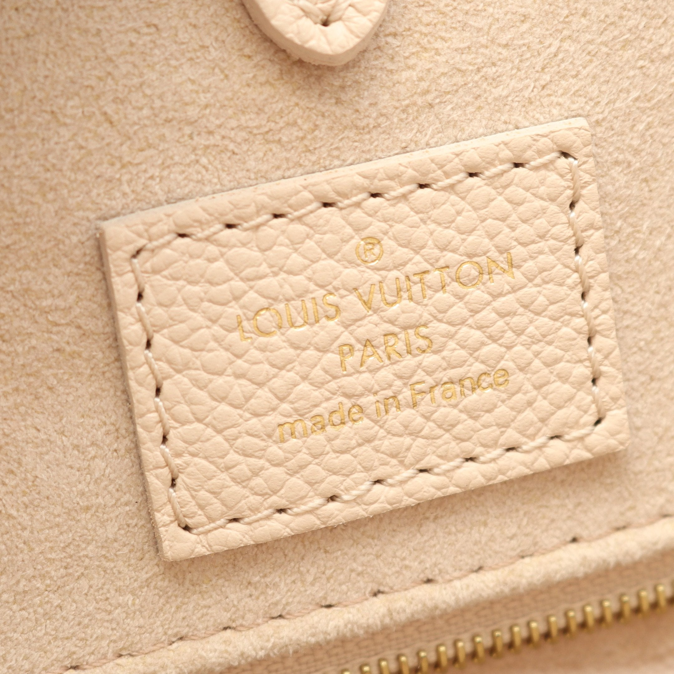 オンザゴーMM モノグラムアンプラント ローズベージュ ハンドバッグ