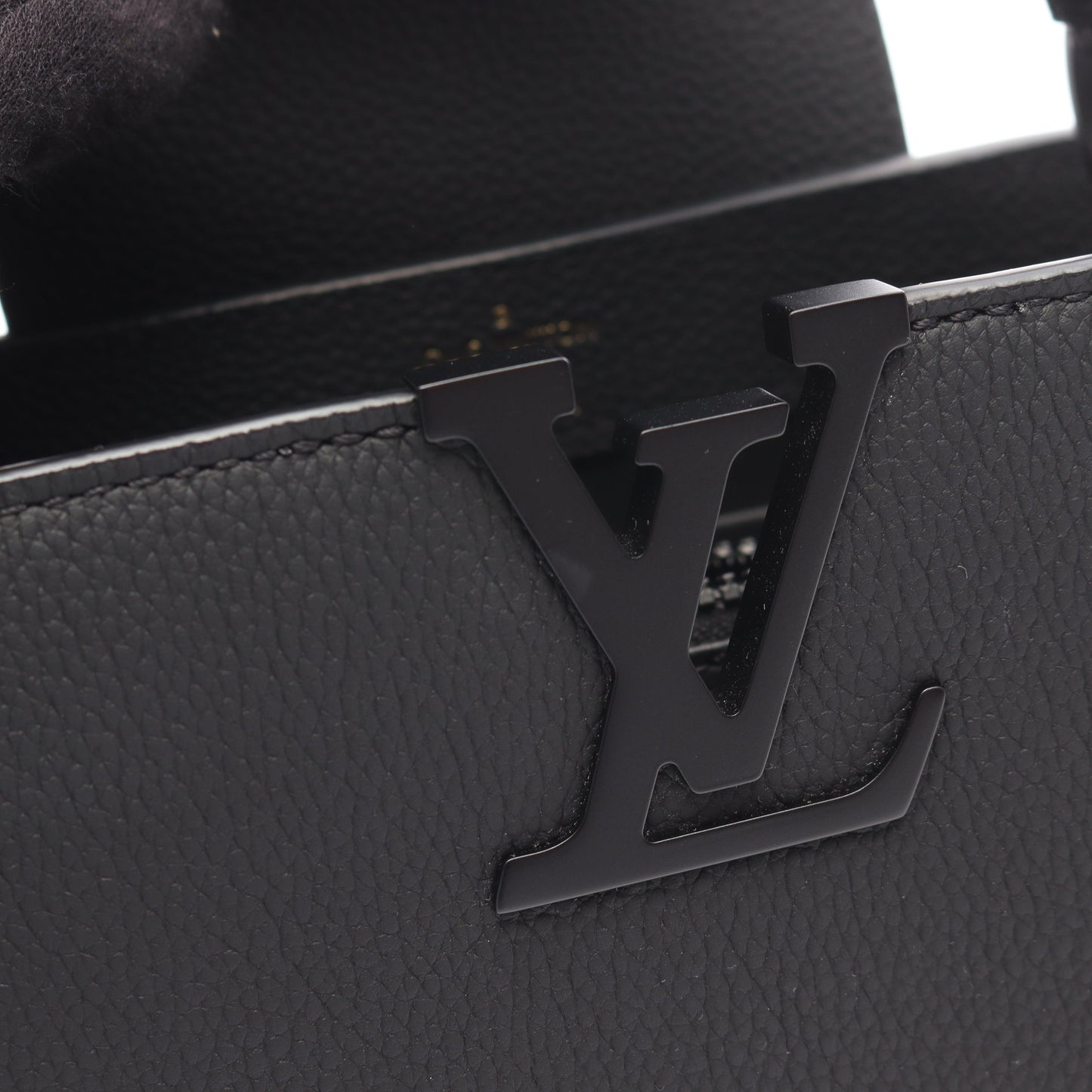 カプシーヌEW MINI ハンドバッグ レザー ブラック 2WAY ルイヴィトン バッグ LOUIS VUITTON