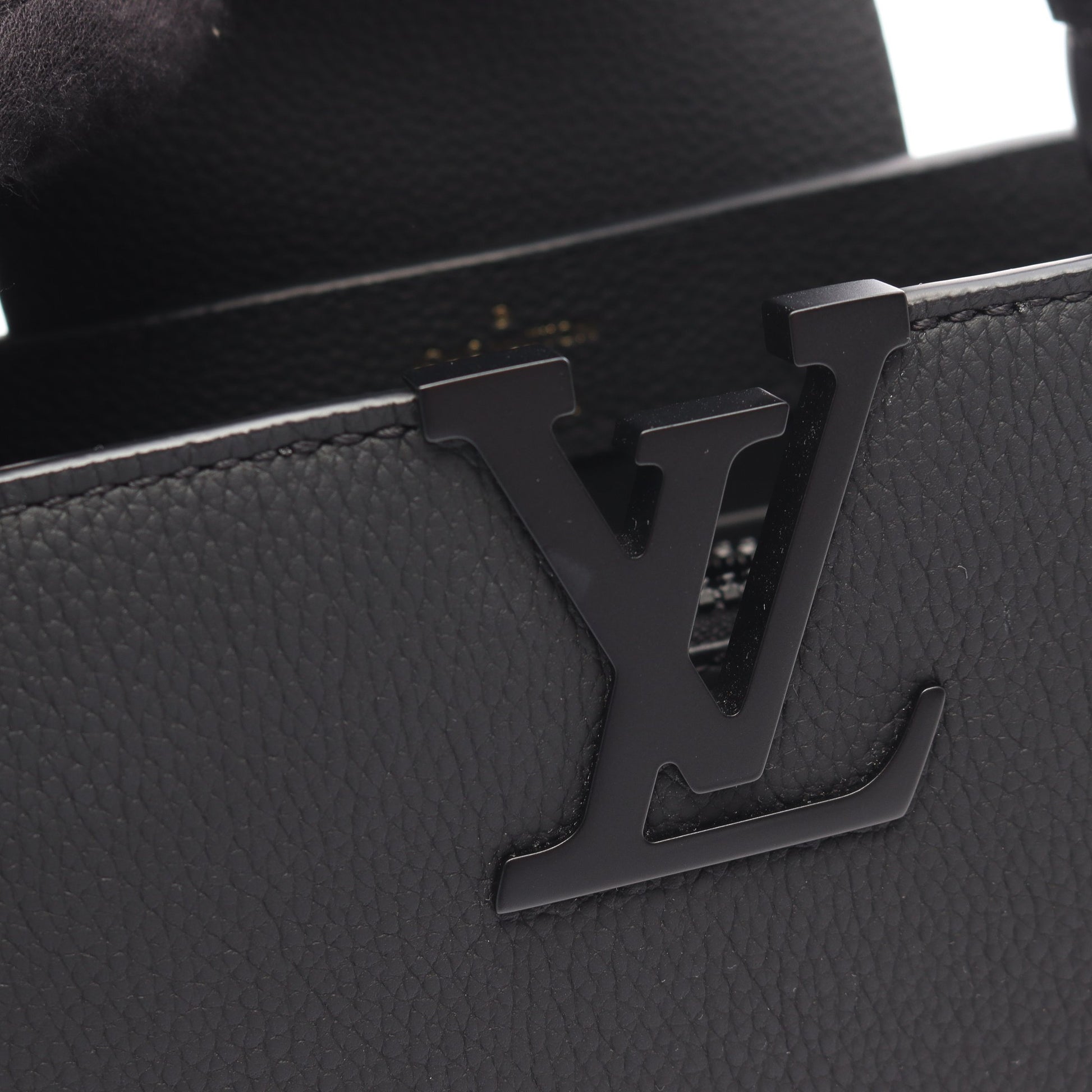 カプシーヌEW MINI ハンドバッグ レザー ブラック 2WAY ルイヴィトン バッグ LOUIS VUITTON