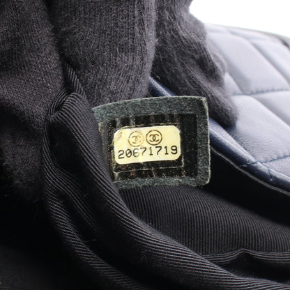 マトラッセ チェーンショルダーバッグ ラムスキン ネイビー ブラック ゴールド金具 シャネル バッグ CHANEL