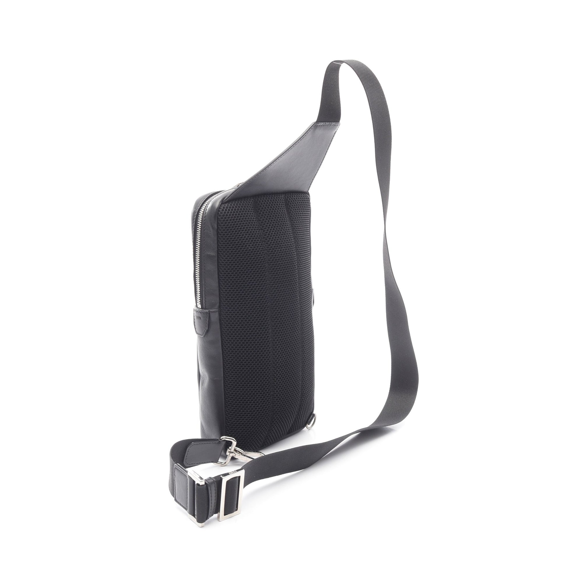 ズッカ ボディバッグ PVC レザー ブラック ブラウン レッド フェンディ バッグ FENDI