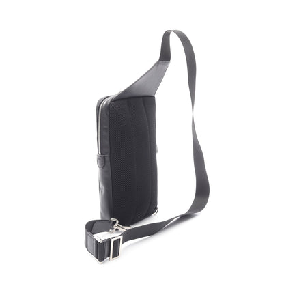 ズッカ ボディバッグ PVC レザー ブラック ブラウン レッド フェンディ バッグ FENDI