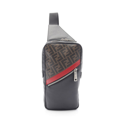ズッカ ボディバッグ PVC レザー ブラック ブラウン レッド フェンディ バッグ FENDI