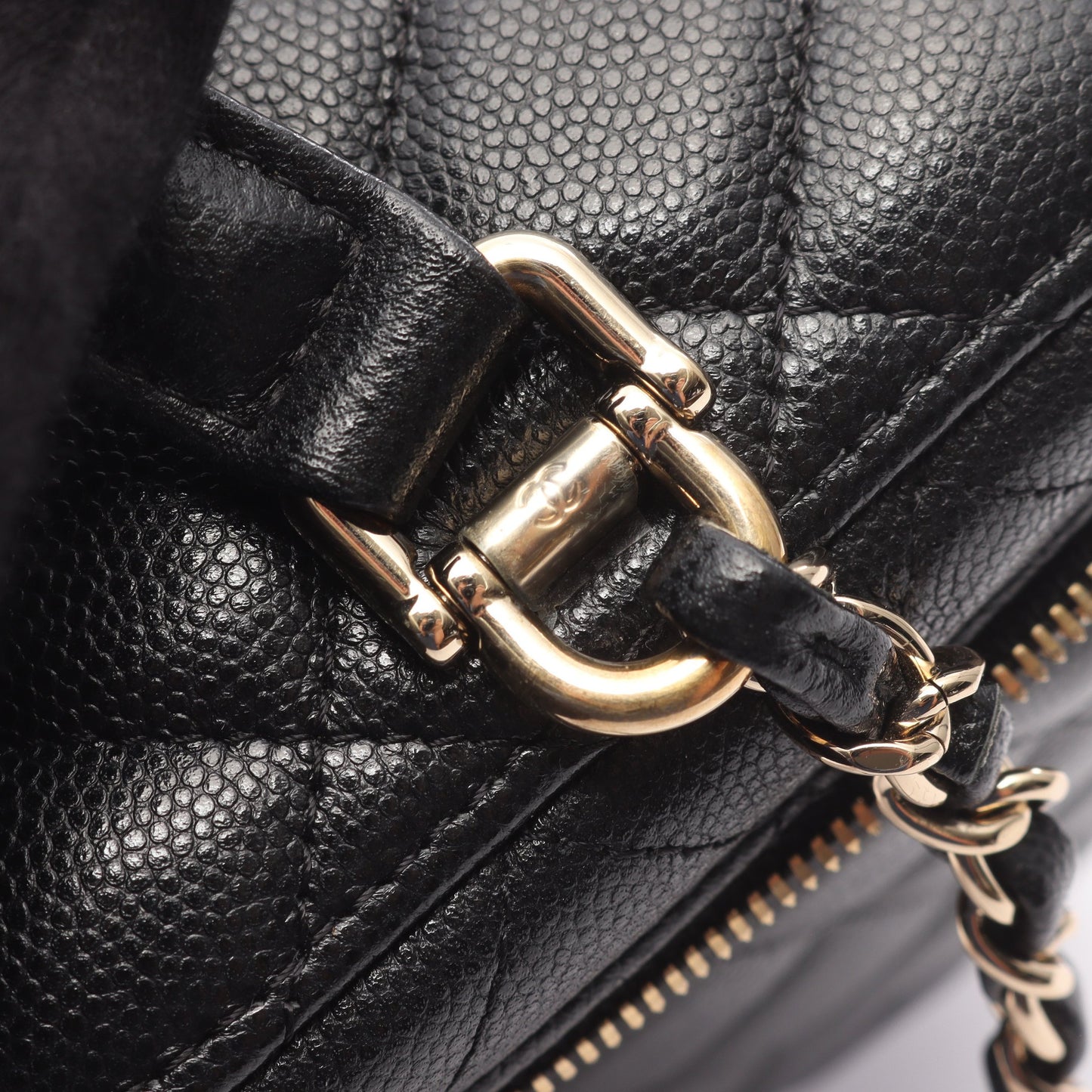 マトラッセ チェーンショルダーバッグ キャビアスキン ブラック ゴールド金具 2WAY シャネル バッグ CHANEL