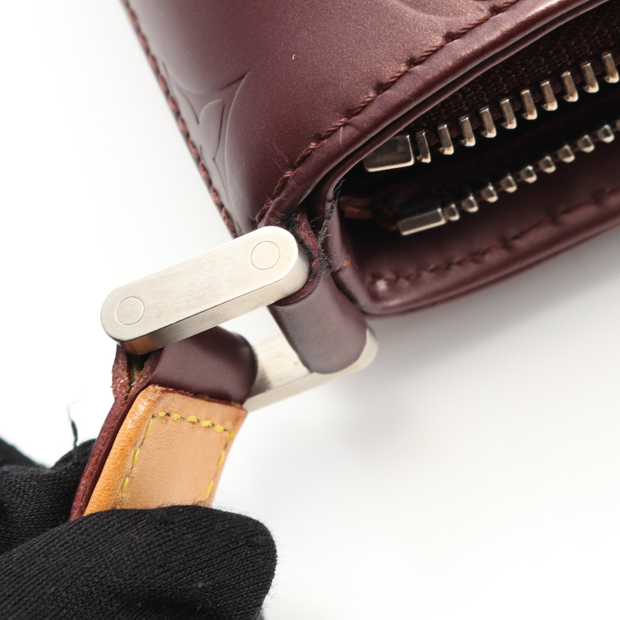 本物 ルイヴィトン LOUIS VUITTON LV アルストン モノグラムマット レザー ショルダーバッグ ヴィオレ ボルドー M55126 Alston ビトン バッグ 中古 LOUIS VUITTON - 本物 ルイヴィトン LOUIS VUITTON LV アルストン