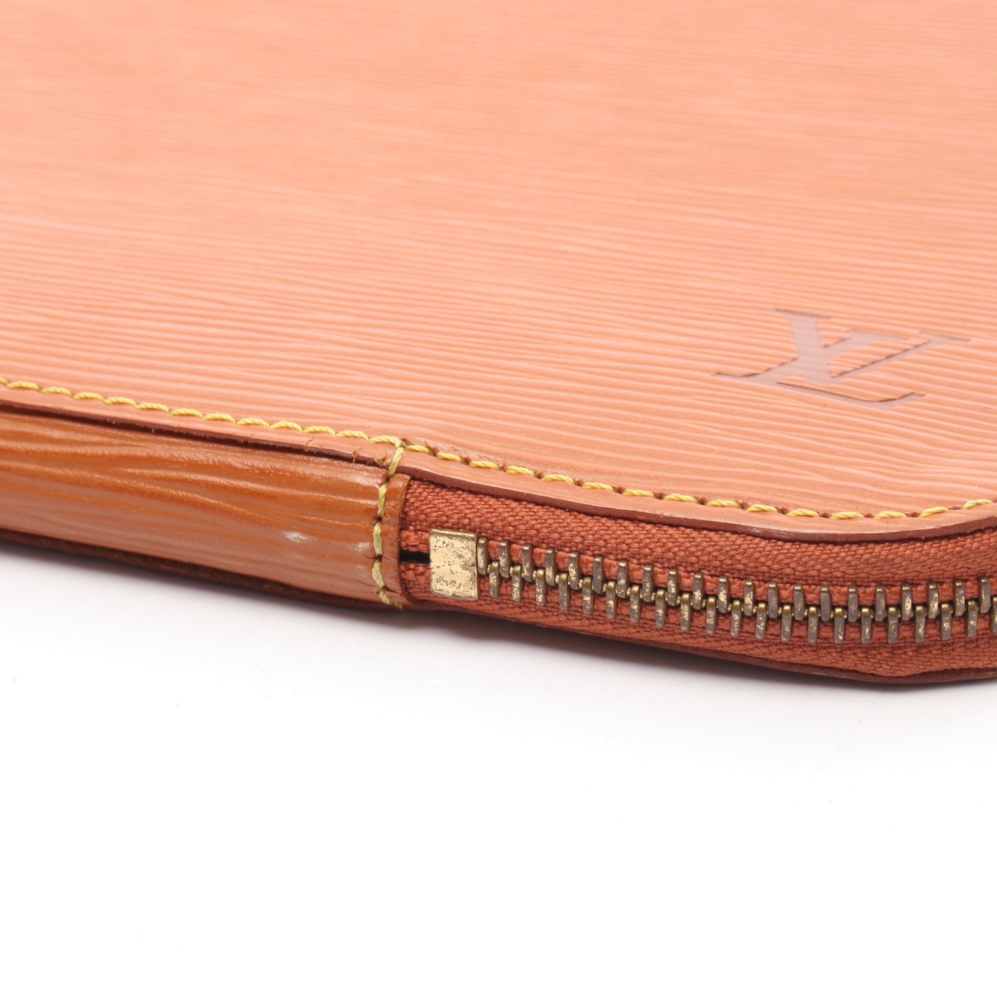 ポッシュ ドキュマン エピ ジパングゴールド セカンドバッグ クラッチ  