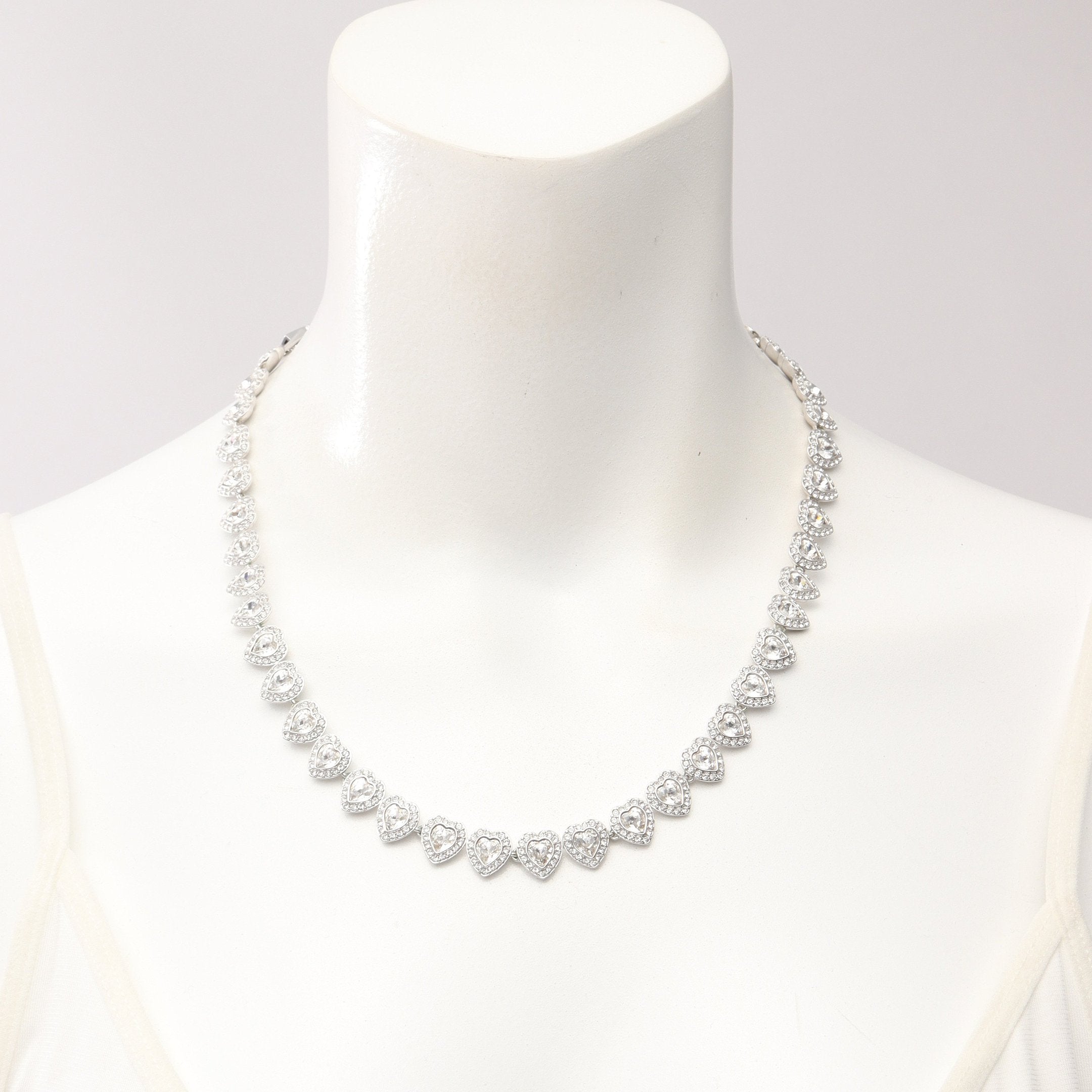 Swarovsk × Ariana Grande ピアス ブレスレット ネックレス Swarovsk × Ariana Grande ピアス ブレスレット ネックレス