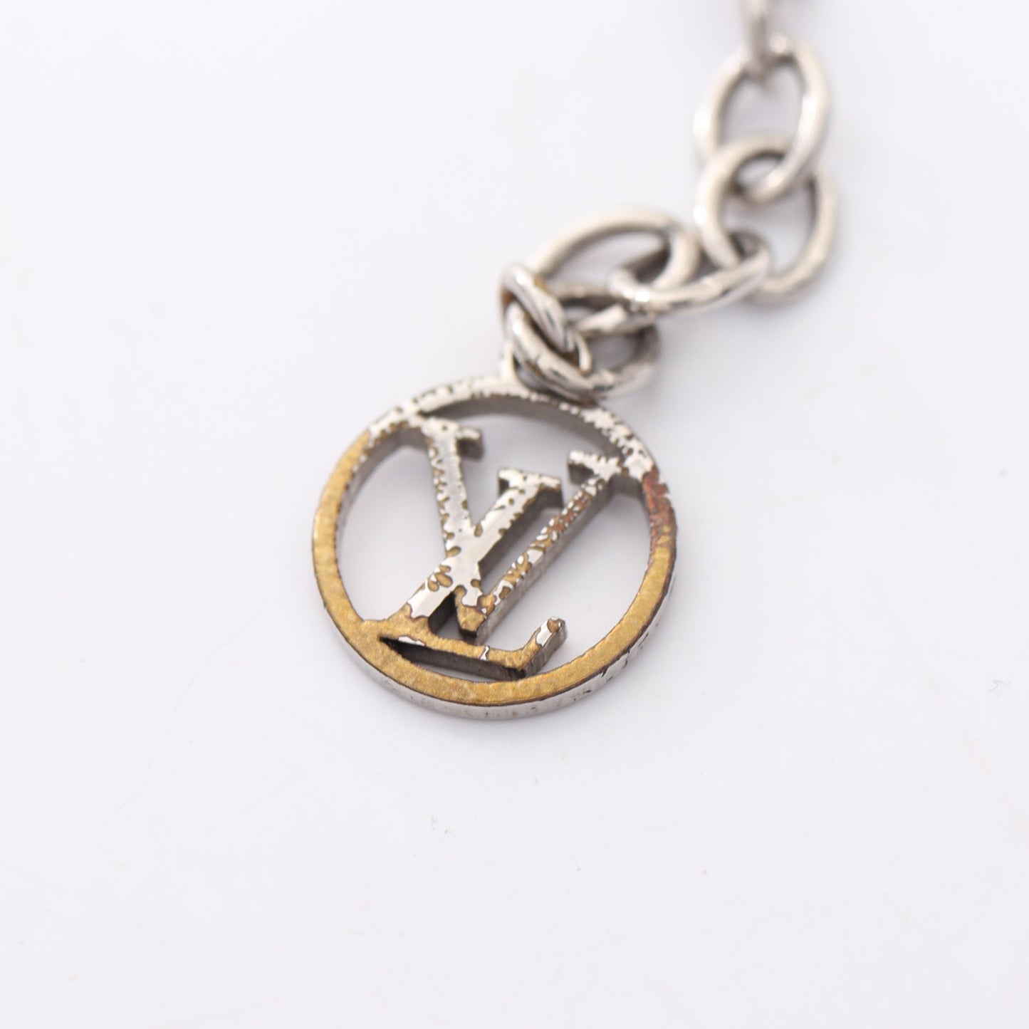 エッセンシャルV ネックレス シルバー ライトピンク ルイヴィトン アクセサリー LOUIS VUITTON