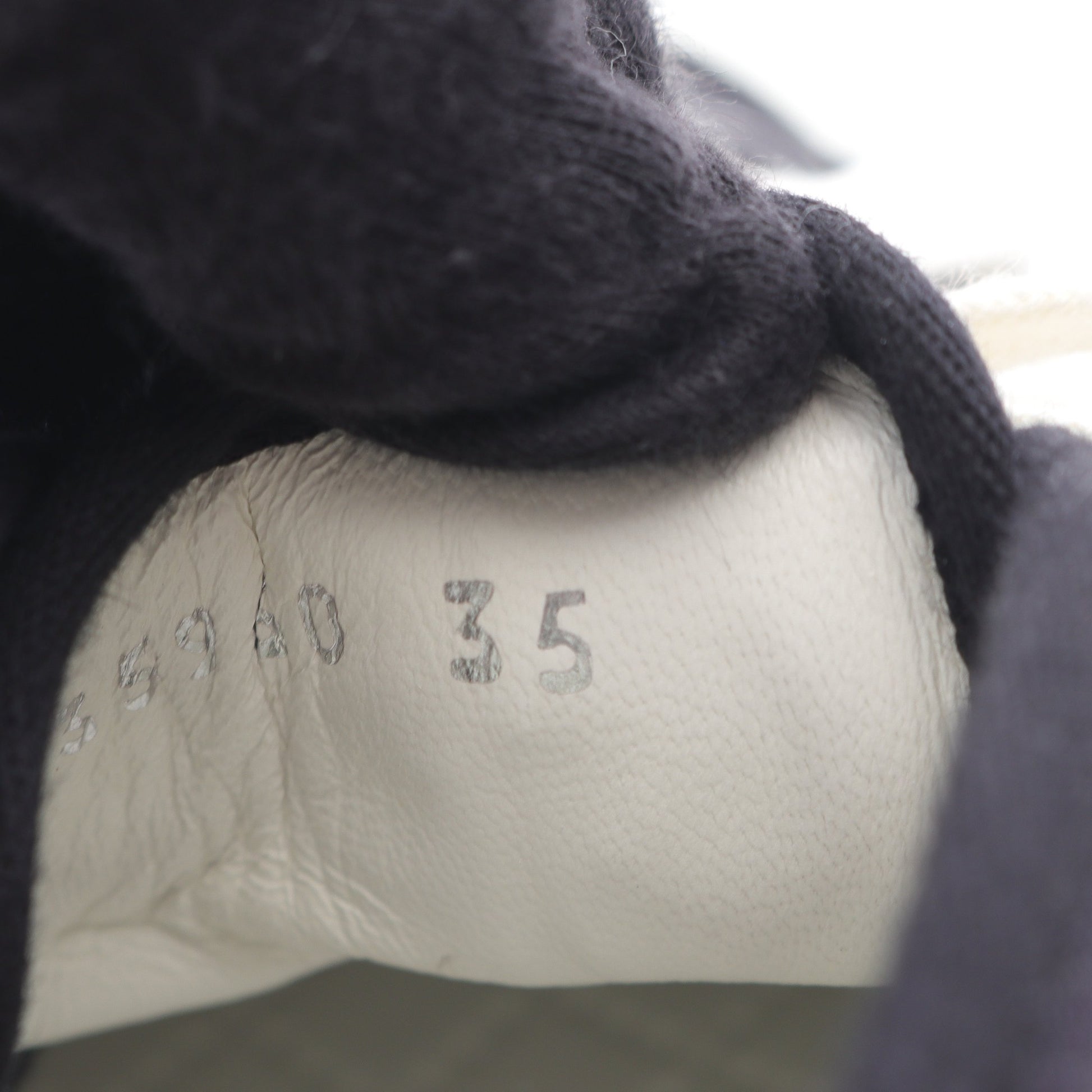 グラフィティ ミッドカット カメリア ハイカットスニーカー キャンバス ブラック ホワイト シャネル シューズ CHANEL